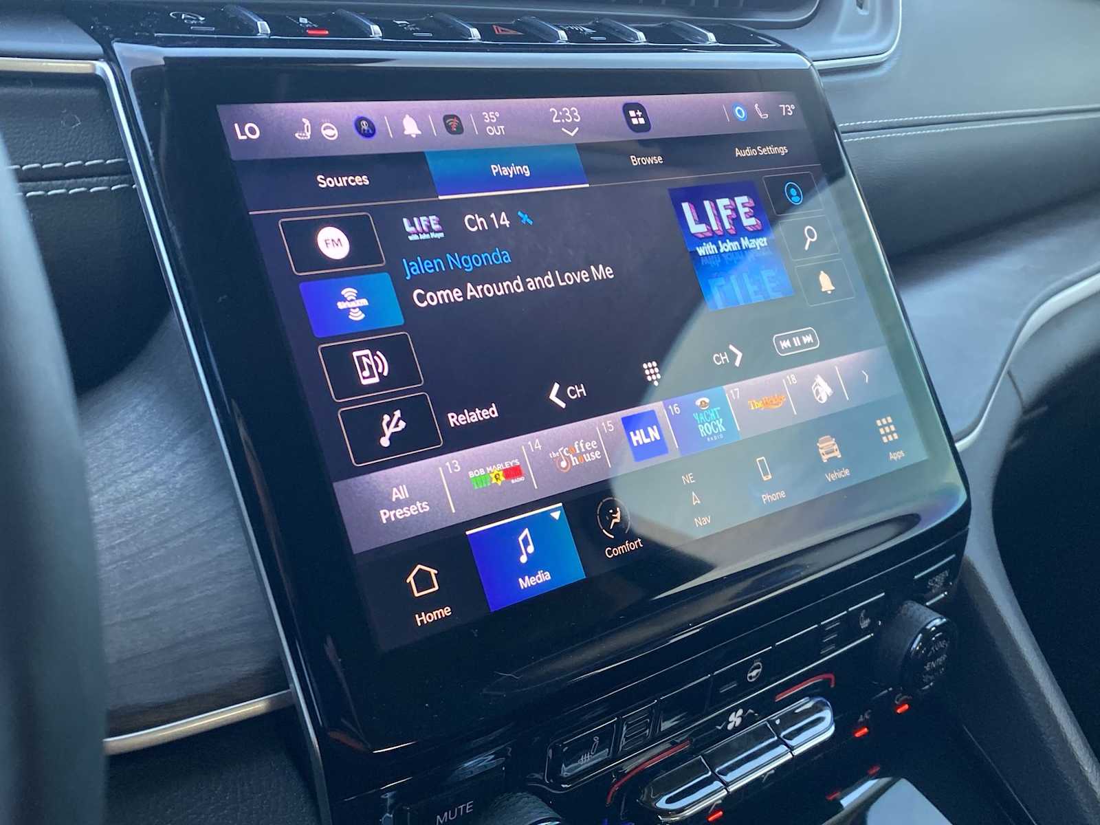 Thumbnail: 2023 Jeep Grand Cherokee - 37