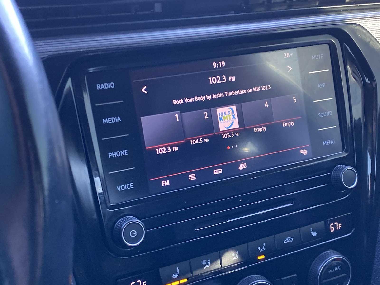 Thumbnail: 2020 Volkswagen Passat - 26