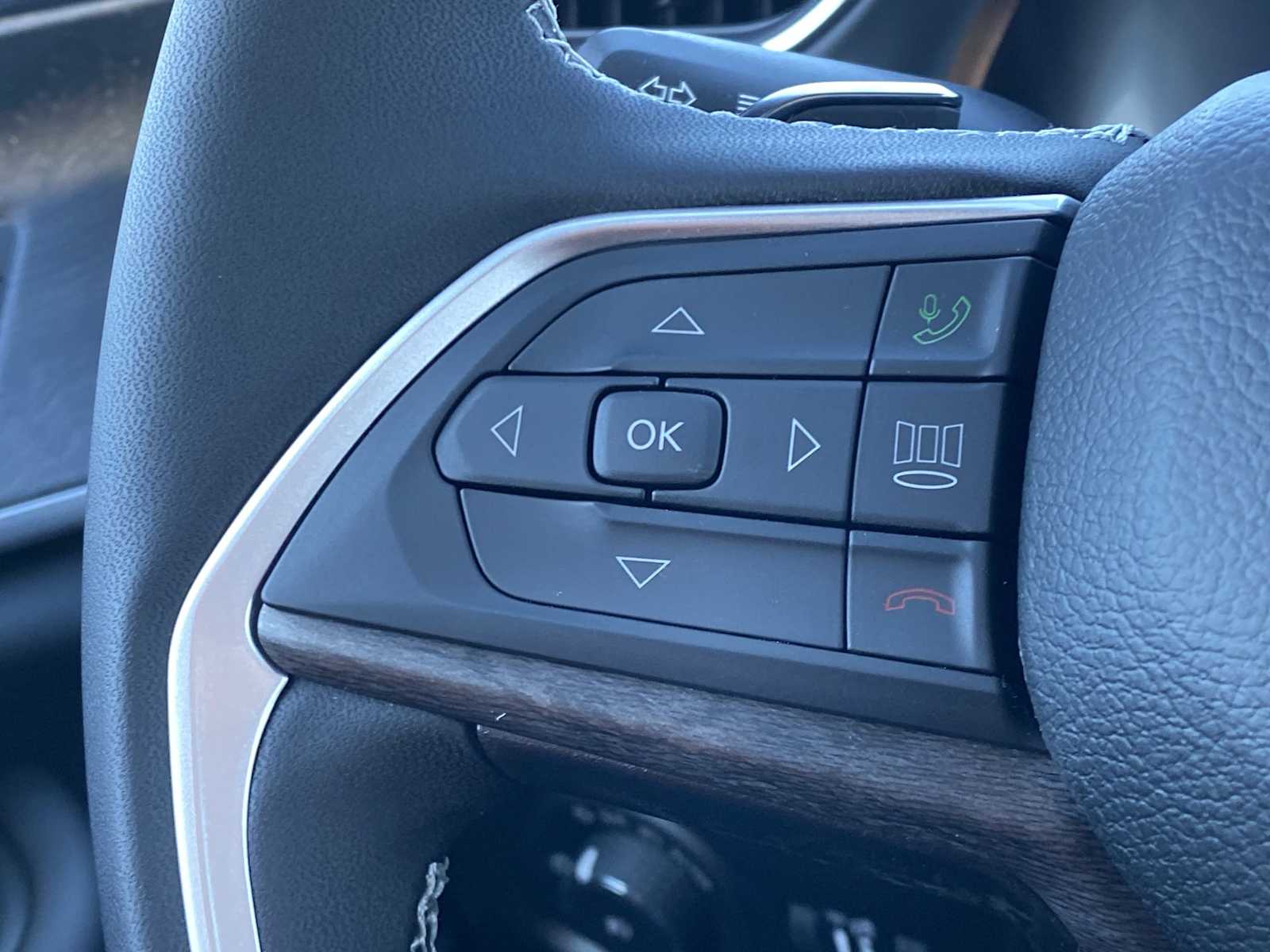 Thumbnail: 2025 Jeep Grand Cherokee - 25