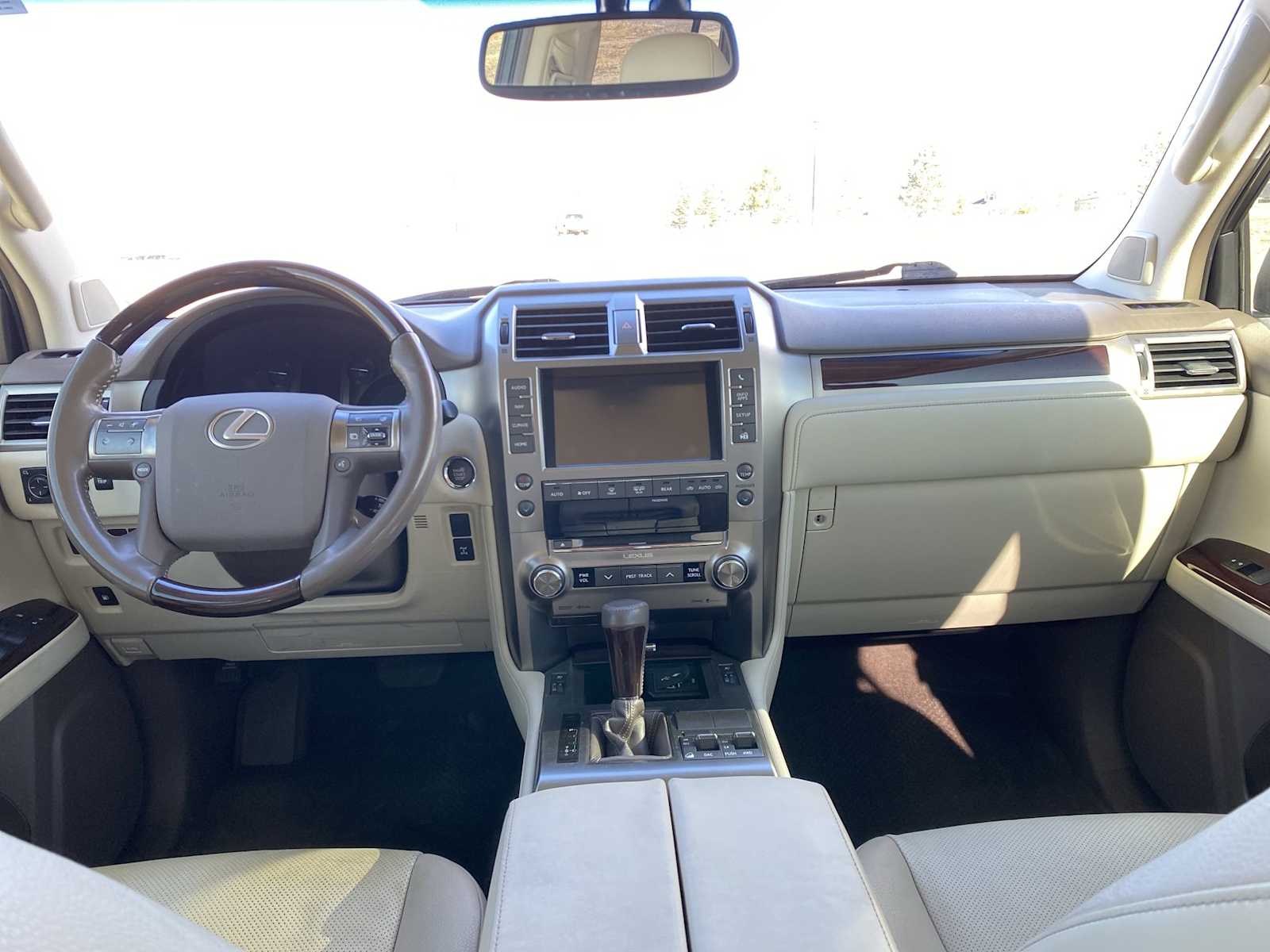 Thumbnail: 2018 Lexus GX - 16