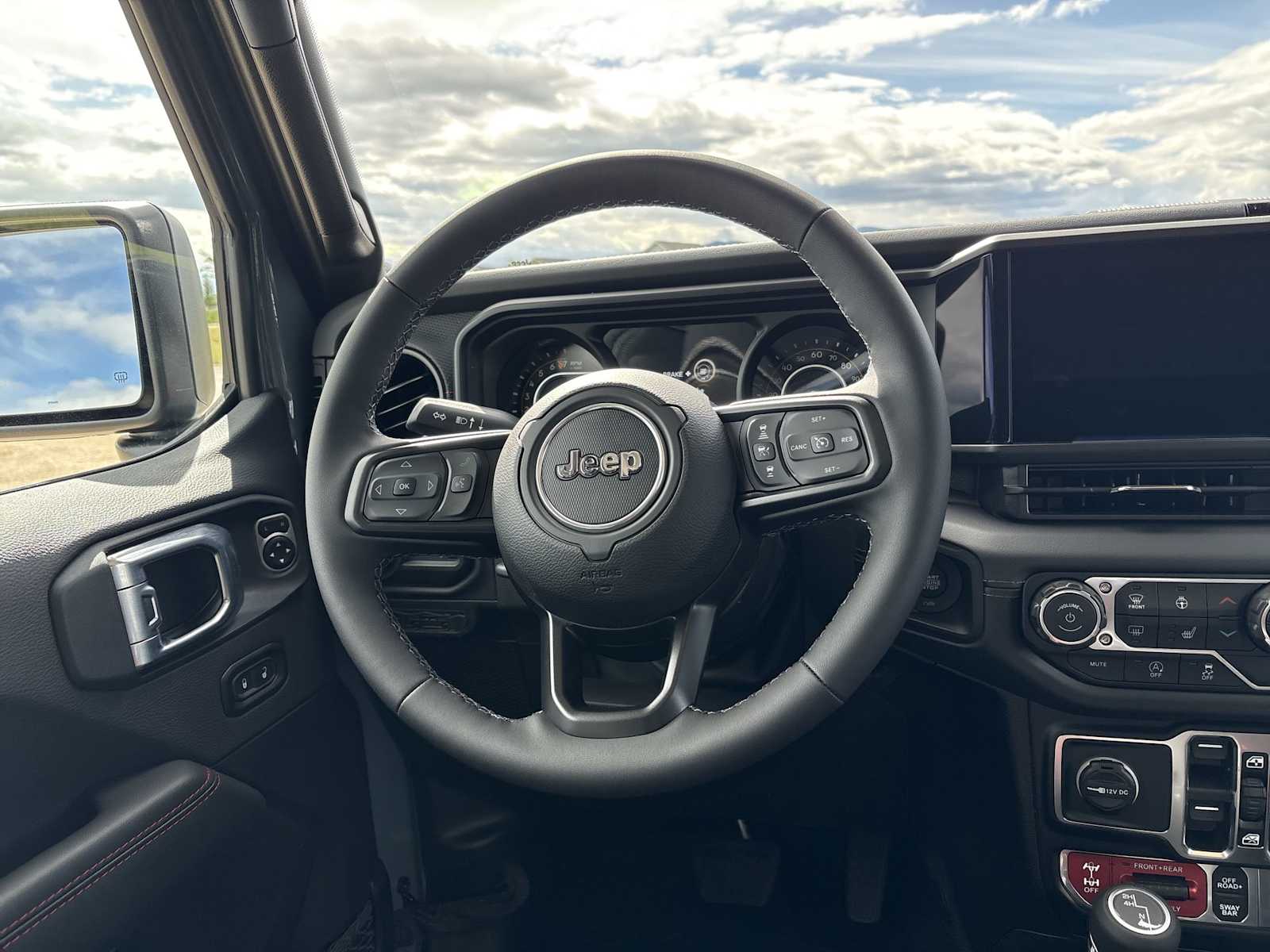 Thumbnail: 2026 Jeep Gladiator - 31