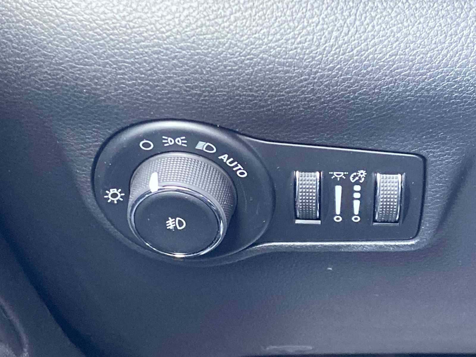 Thumbnail: 2026 Jeep Compass - 21