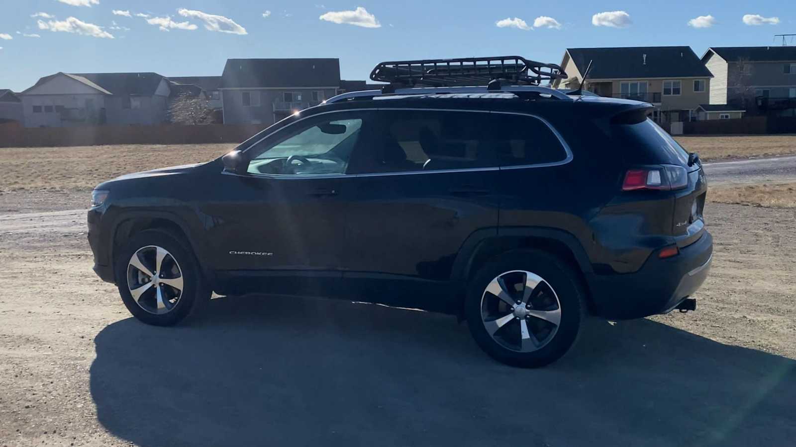 Thumbnail: 2019 Jeep Cherokee - 6