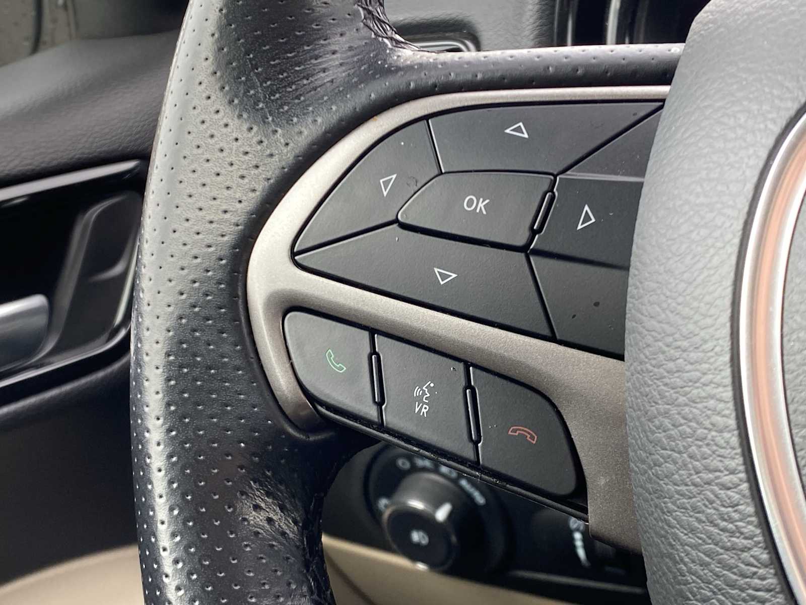 Thumbnail: 2022 Dodge Durango - 29