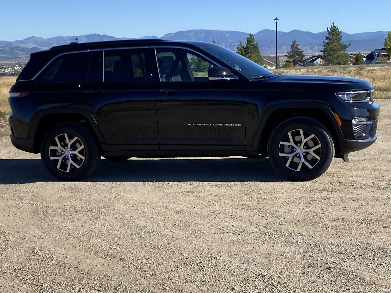 Thumbnail: 2025 Jeep Grand Cherokee - 20