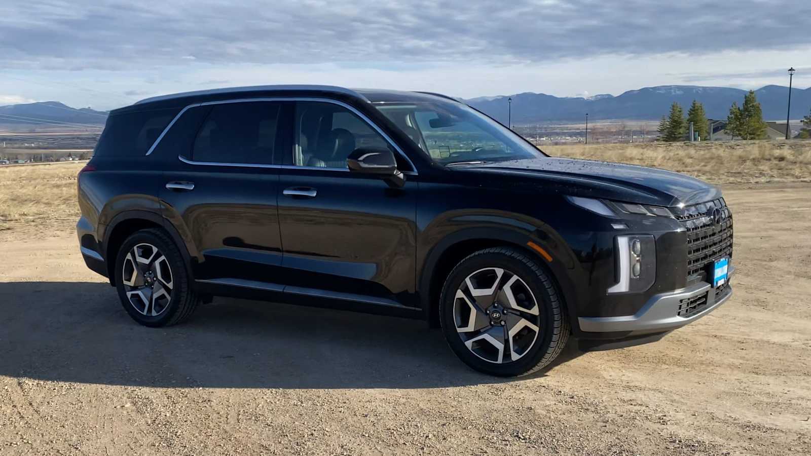 Thumbnail: 2023 Hyundai Palisade - 3