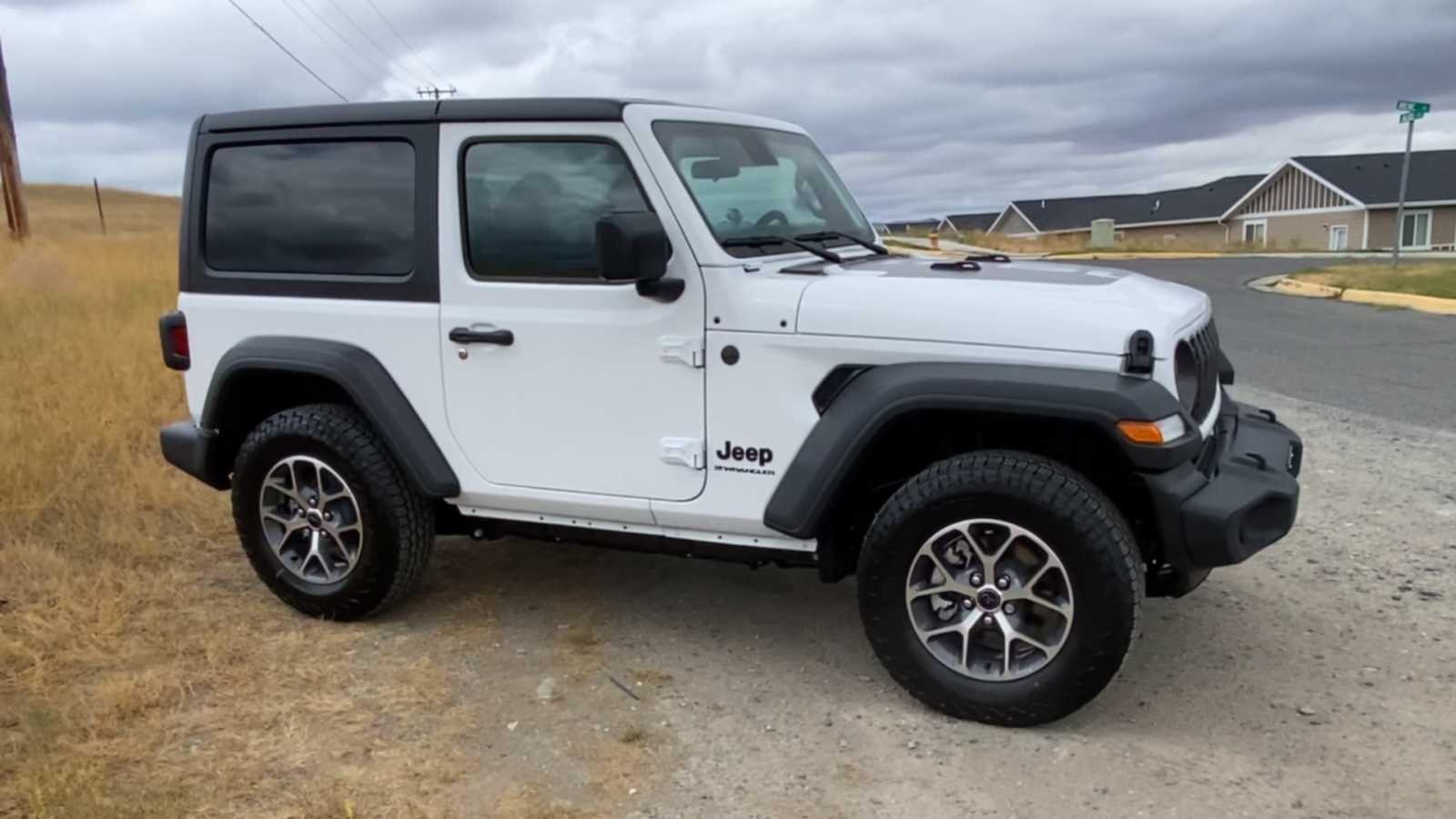 Thumbnail: 2024 Jeep Wrangler - 2