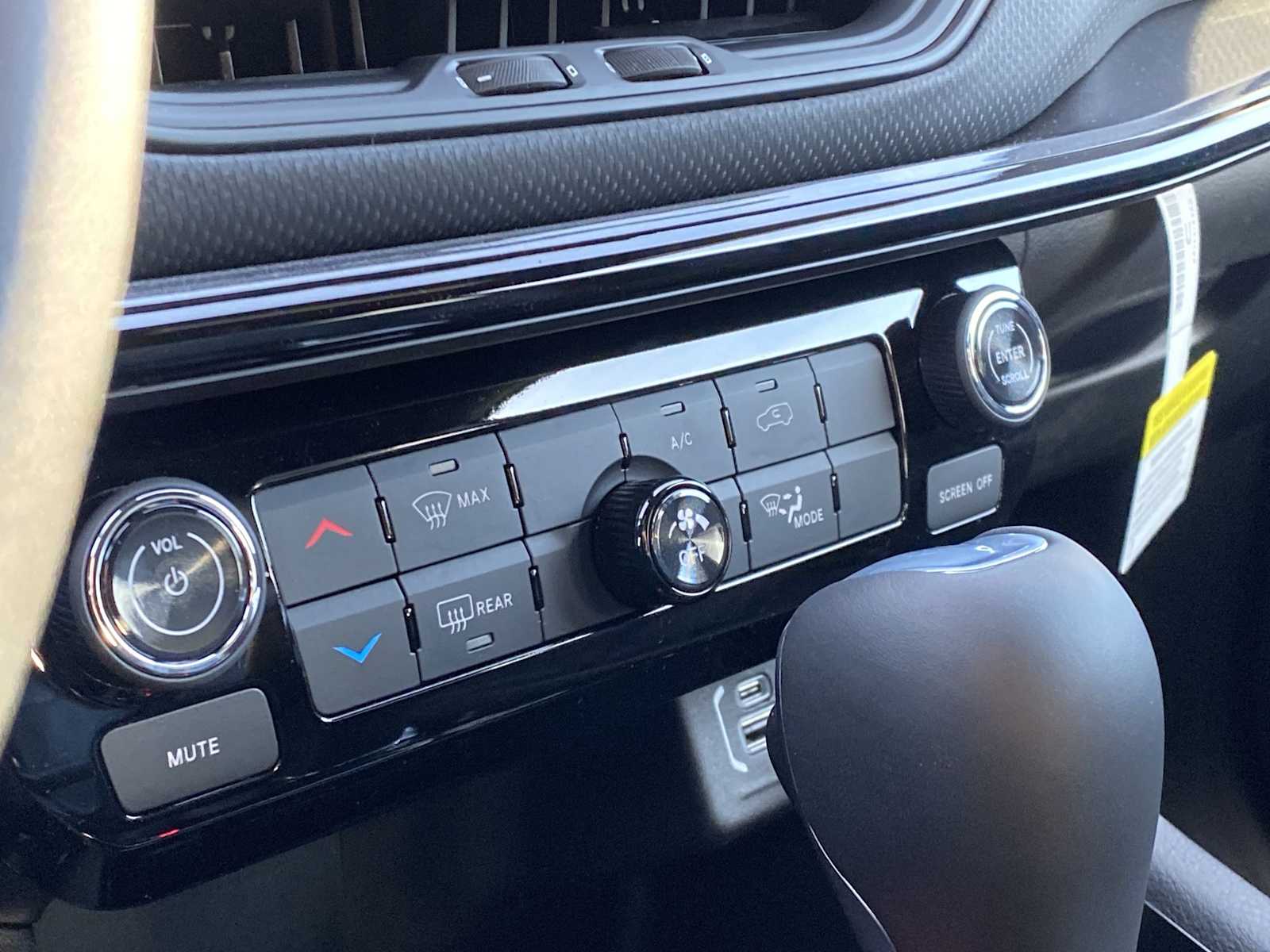 Thumbnail: 2026 Jeep Compass - 26