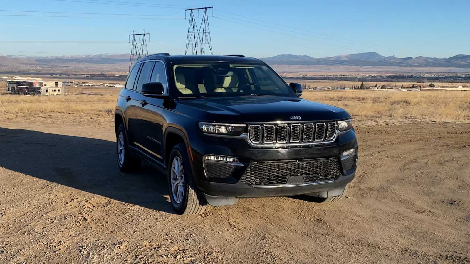 Thumbnail: 2022 Jeep Grand Cherokee - 3