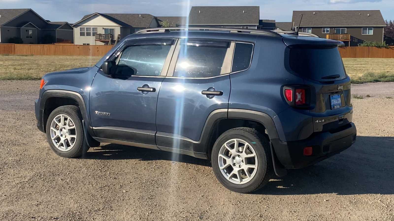 Thumbnail: 2020 Jeep Renegade - 6