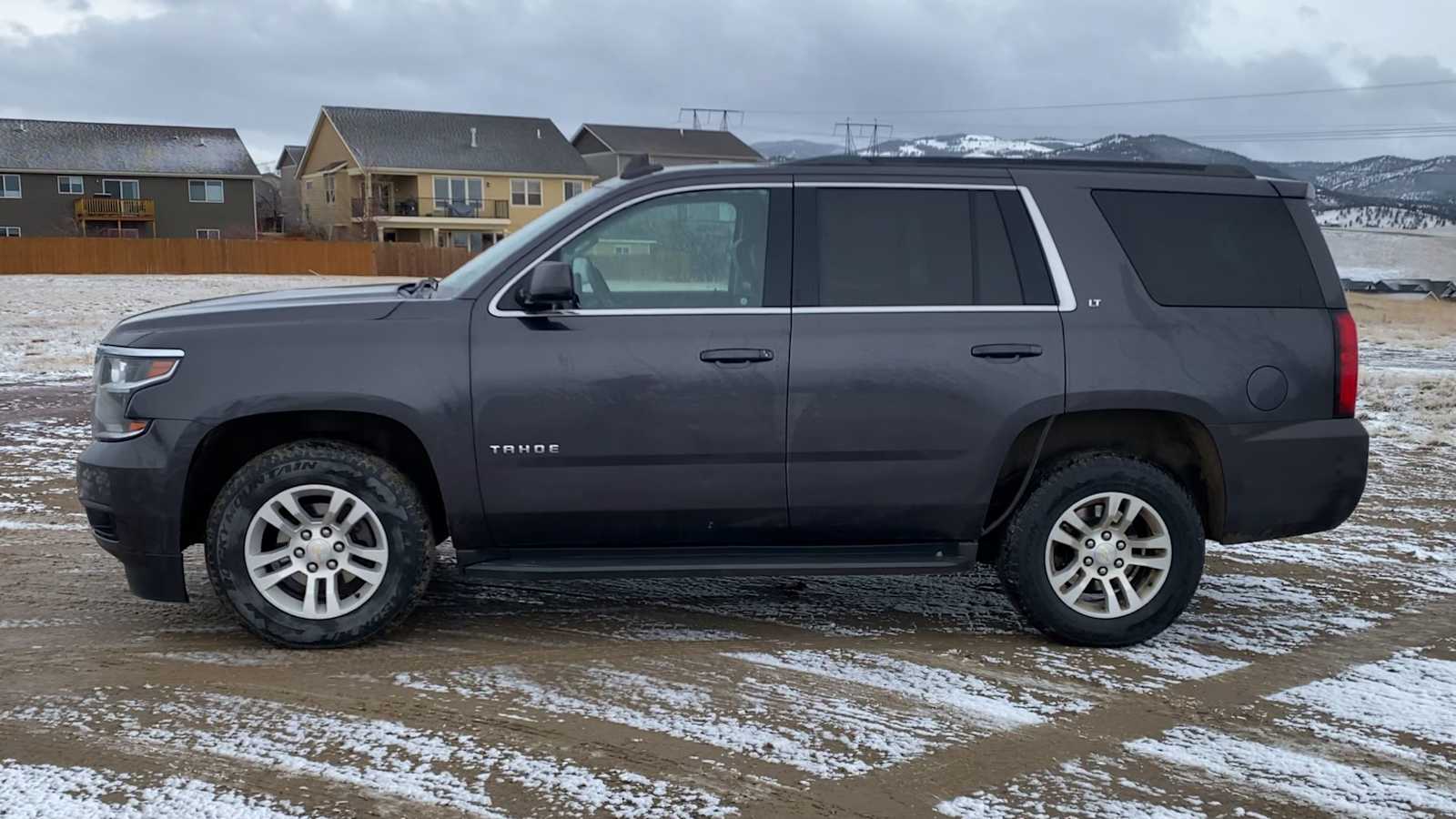 Thumbnail: 2017 Chevrolet Tahoe - 5