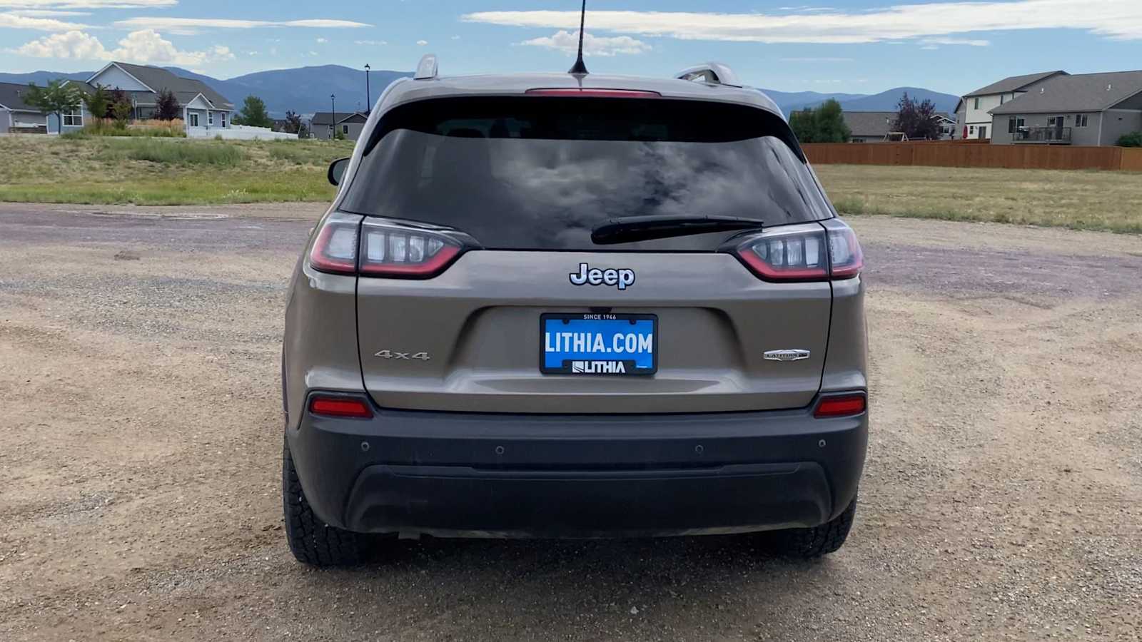 Thumbnail: 2020 Jeep Cherokee - 7