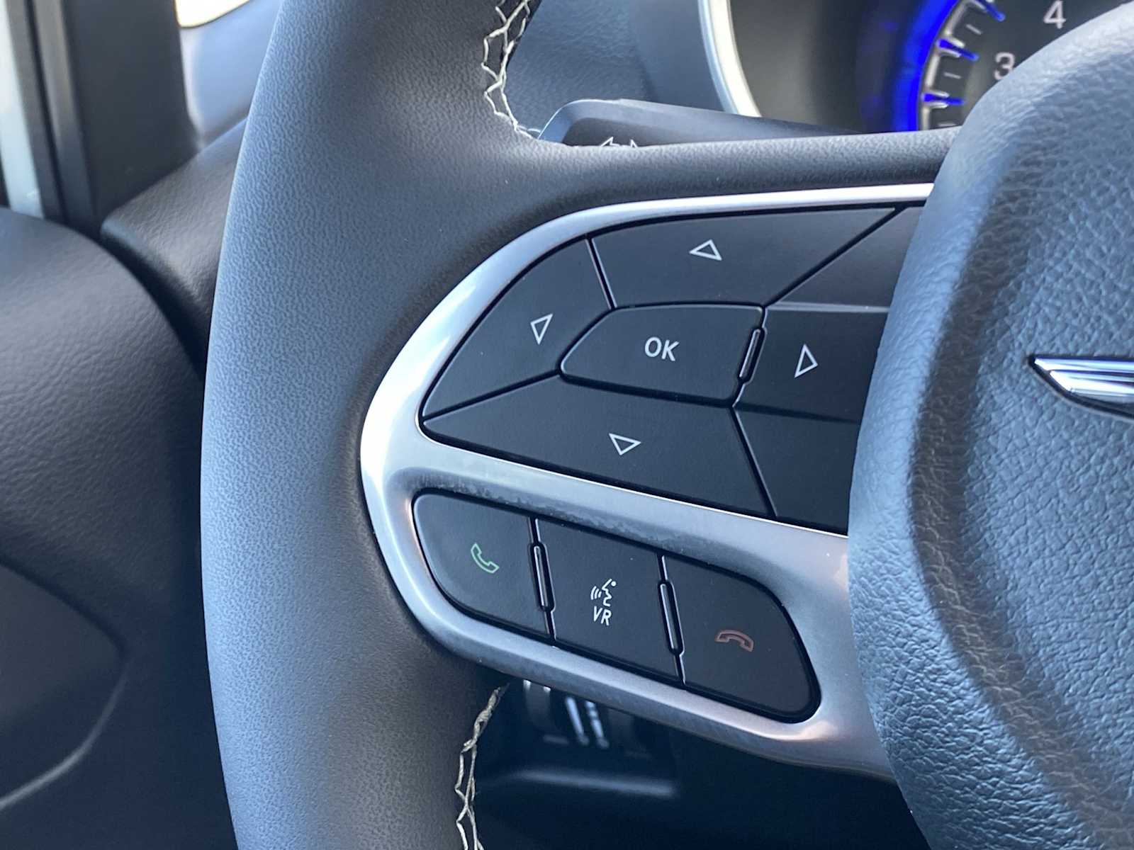 Thumbnail: 2026 Chrysler Pacifica - 30