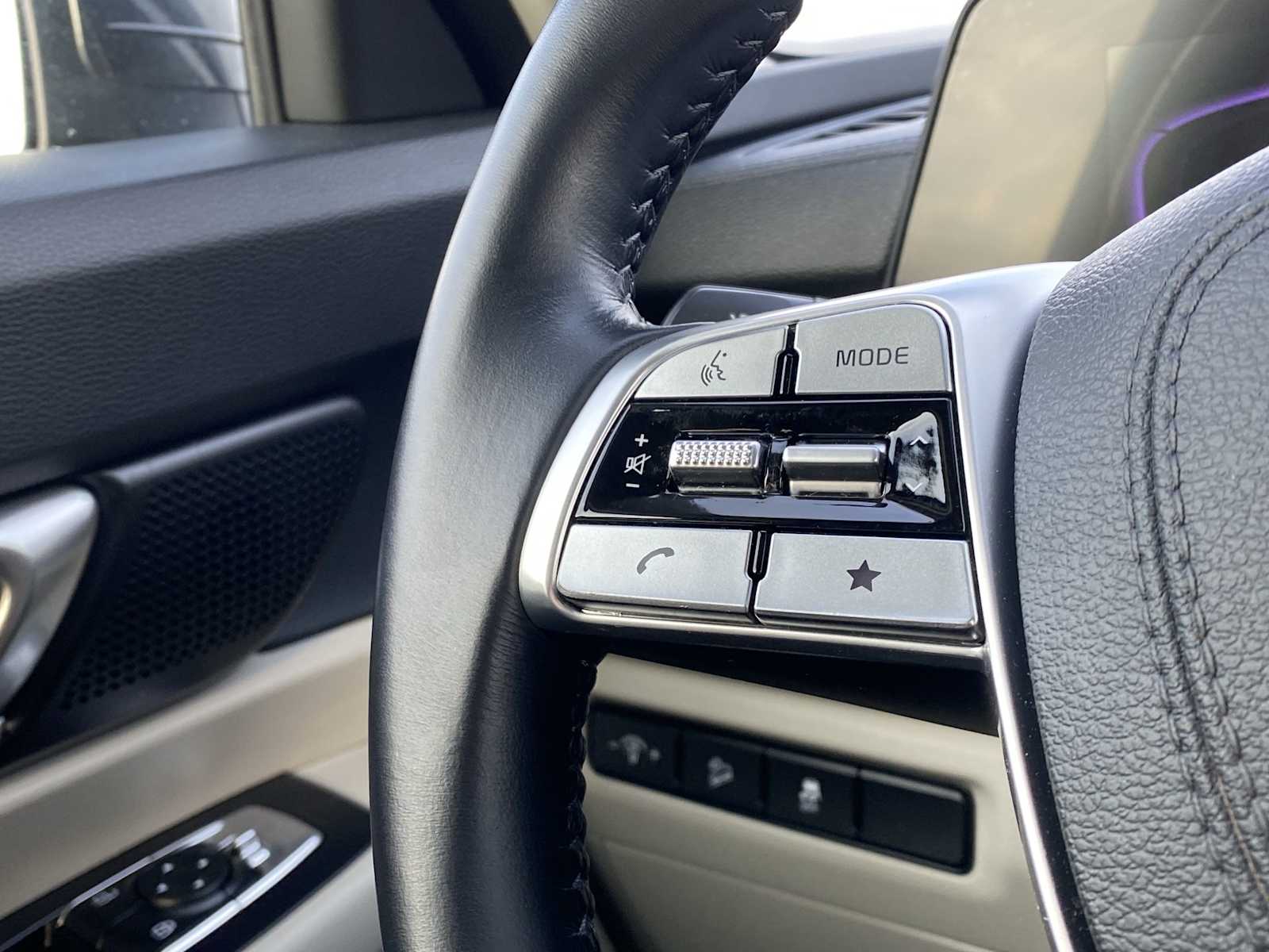 Thumbnail: 2024 Kia Telluride - 26