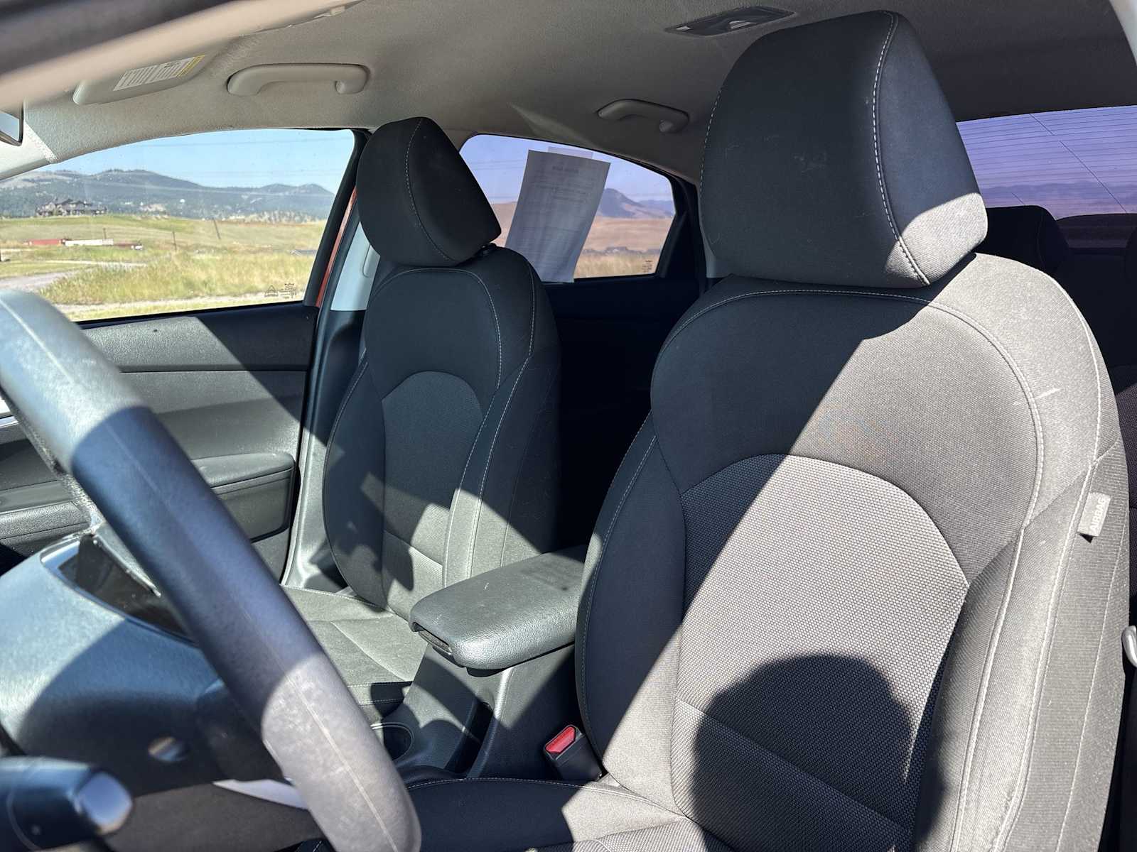 2023 Kia Forte LXS - Photo 19