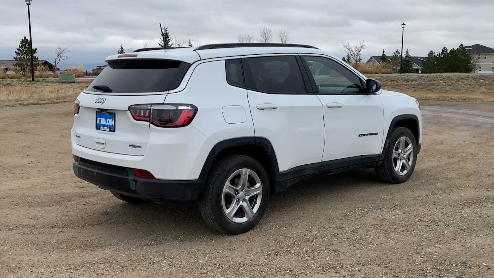 Thumbnail: 2023 Jeep Compass - 8