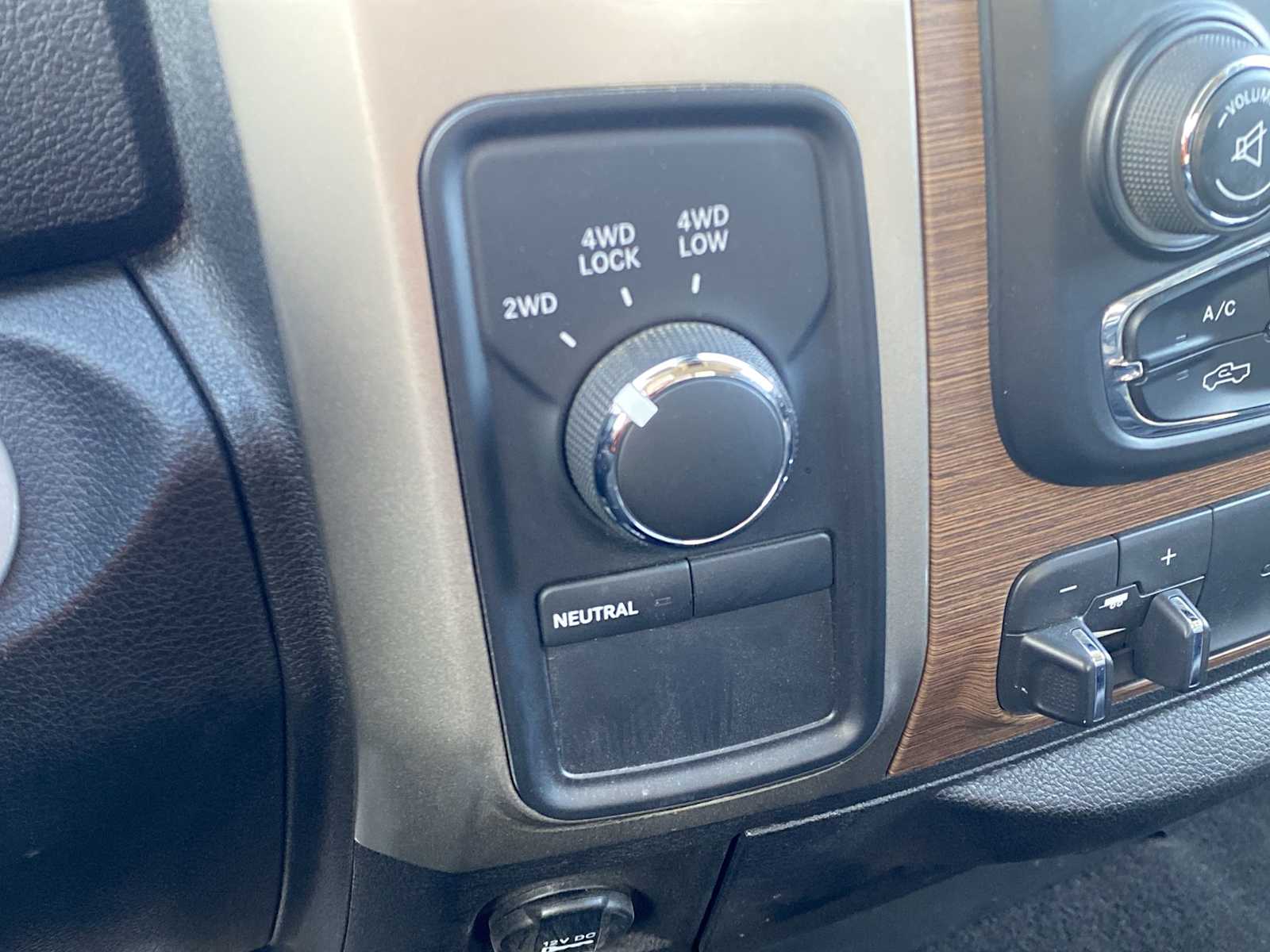 Thumbnail: 2014 RAM 3500 - 33