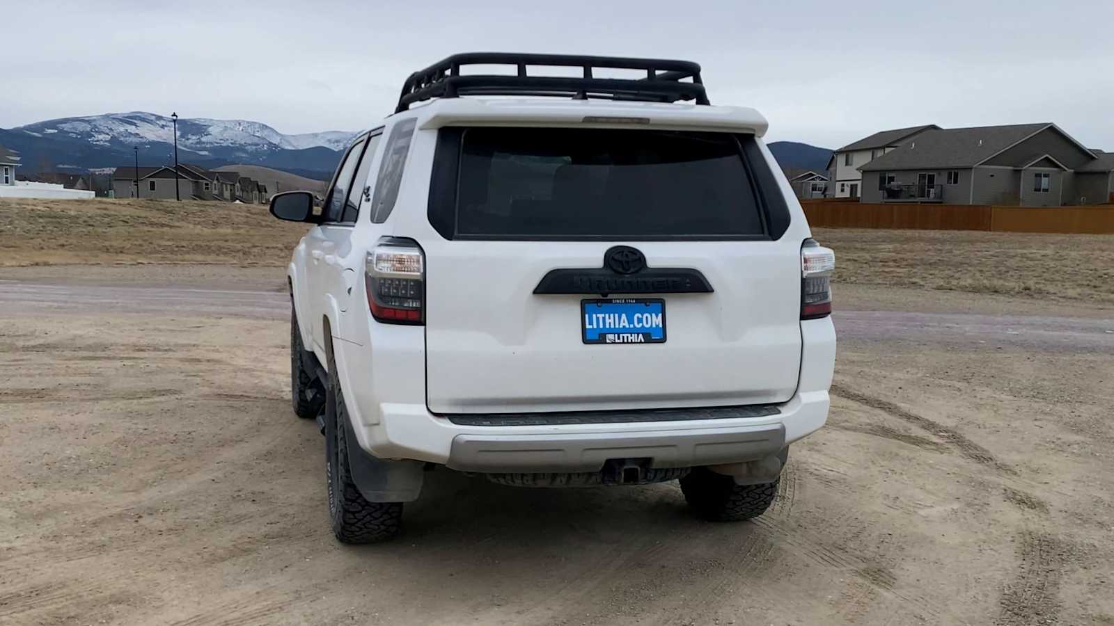 Thumbnail: 2022 Toyota 4Runner - 7