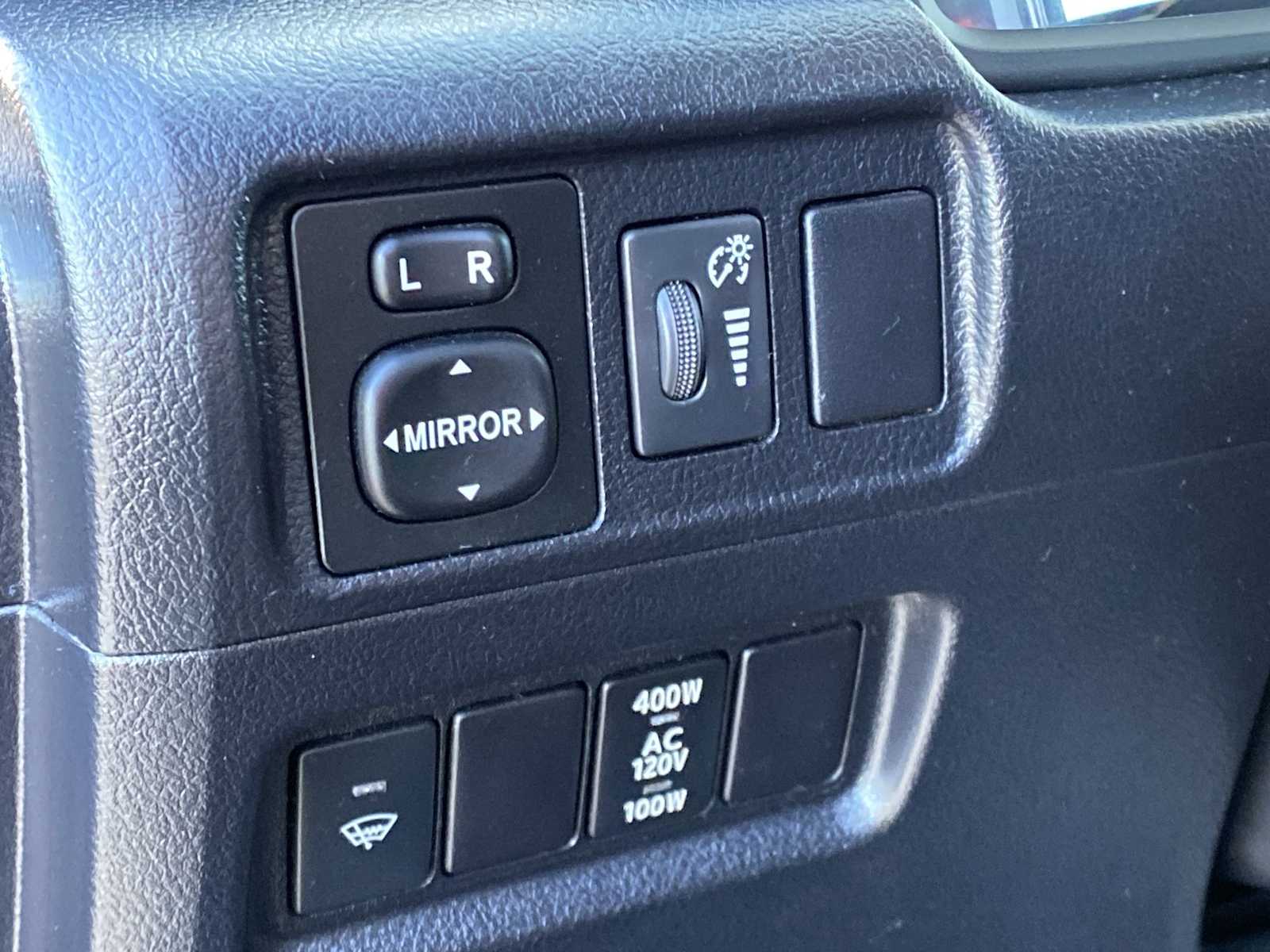 Thumbnail: 2019 Toyota 4Runner - 22