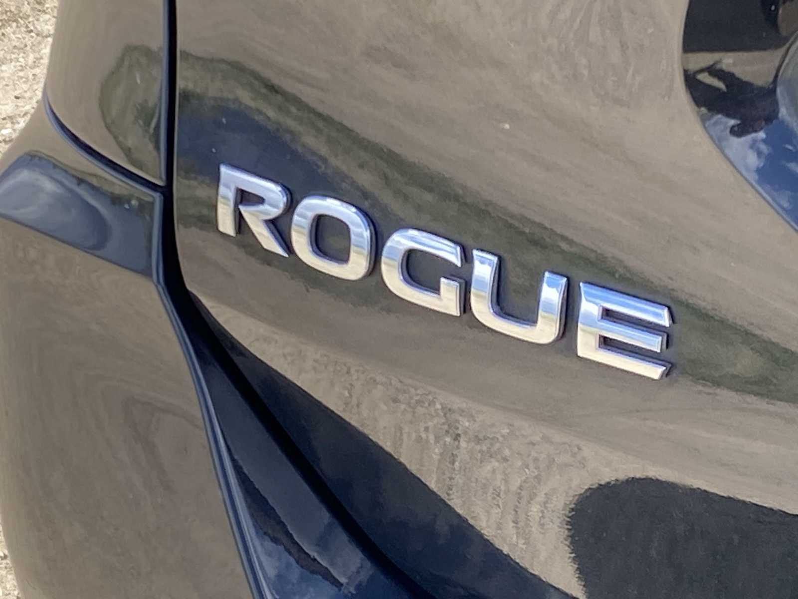 Thumbnail: 2020 Nissan Rogue - 15