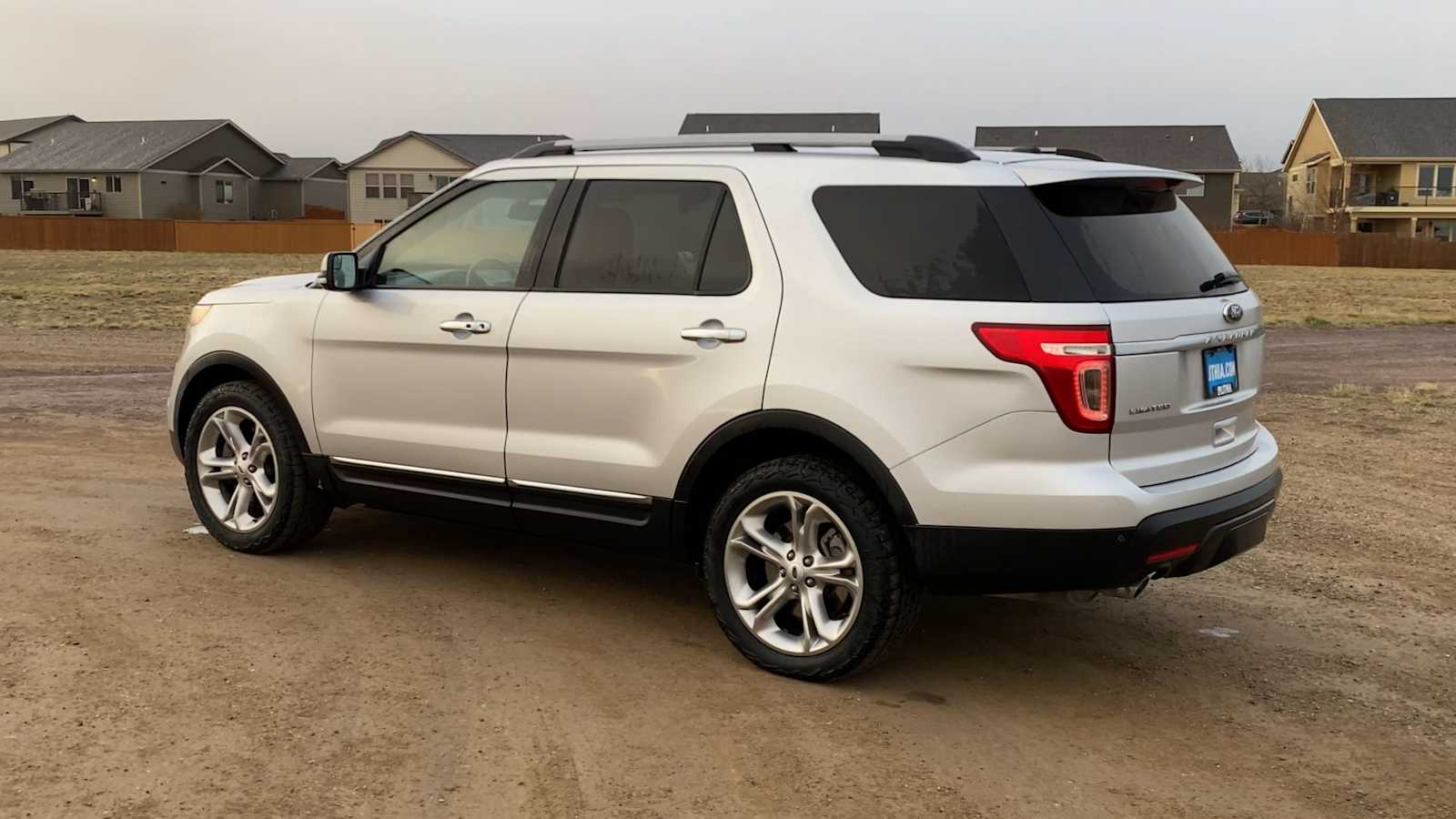 Thumbnail: 2013 Ford Explorer - 7