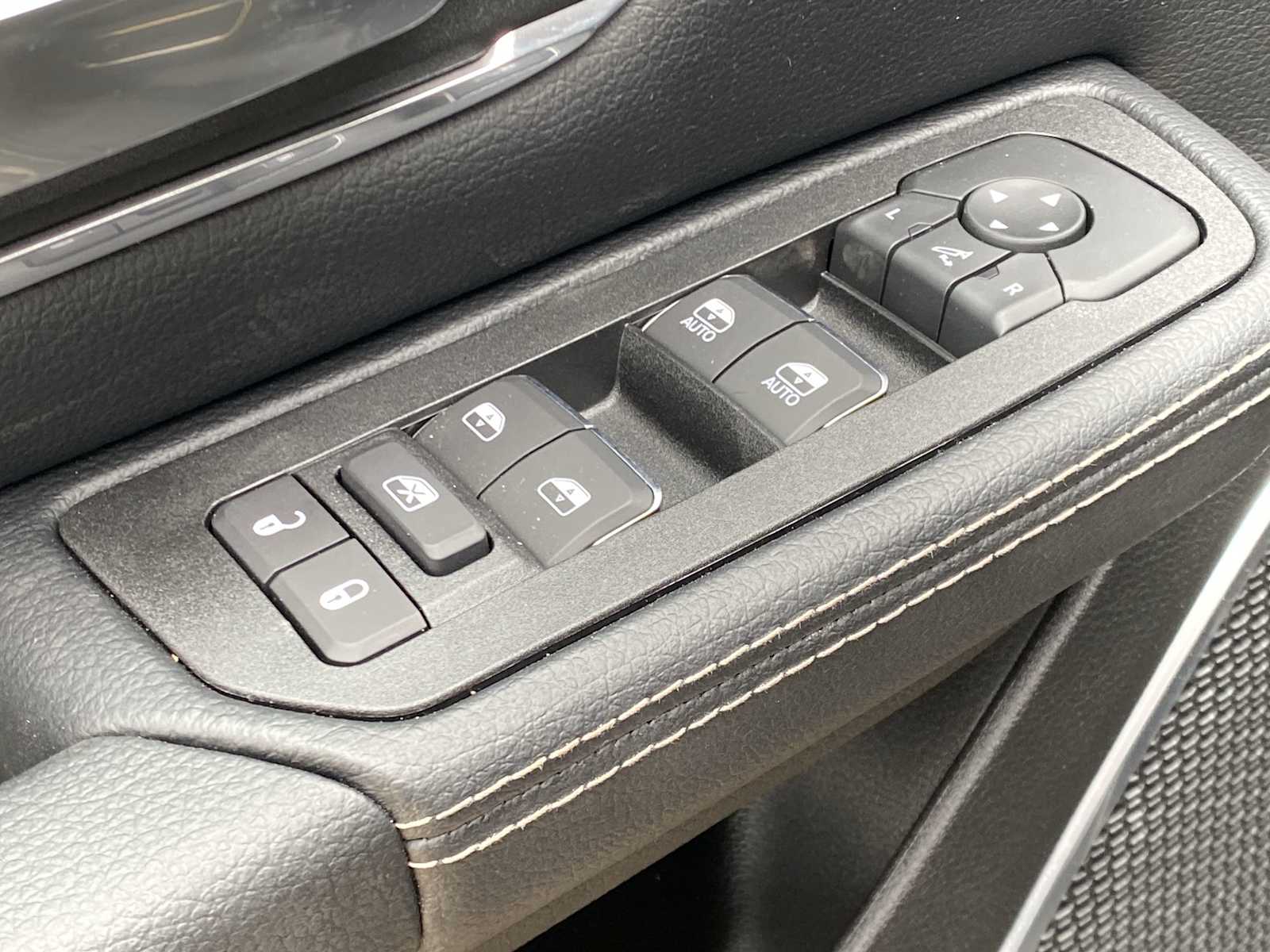 Thumbnail: 2026 RAM 1500 - 20