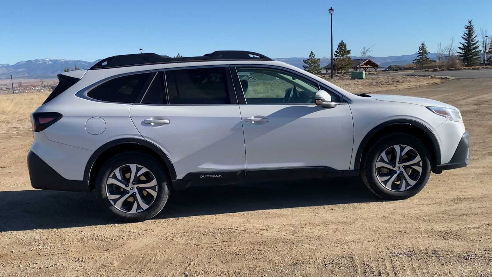 Thumbnail: 2022 Subaru Outback - 9