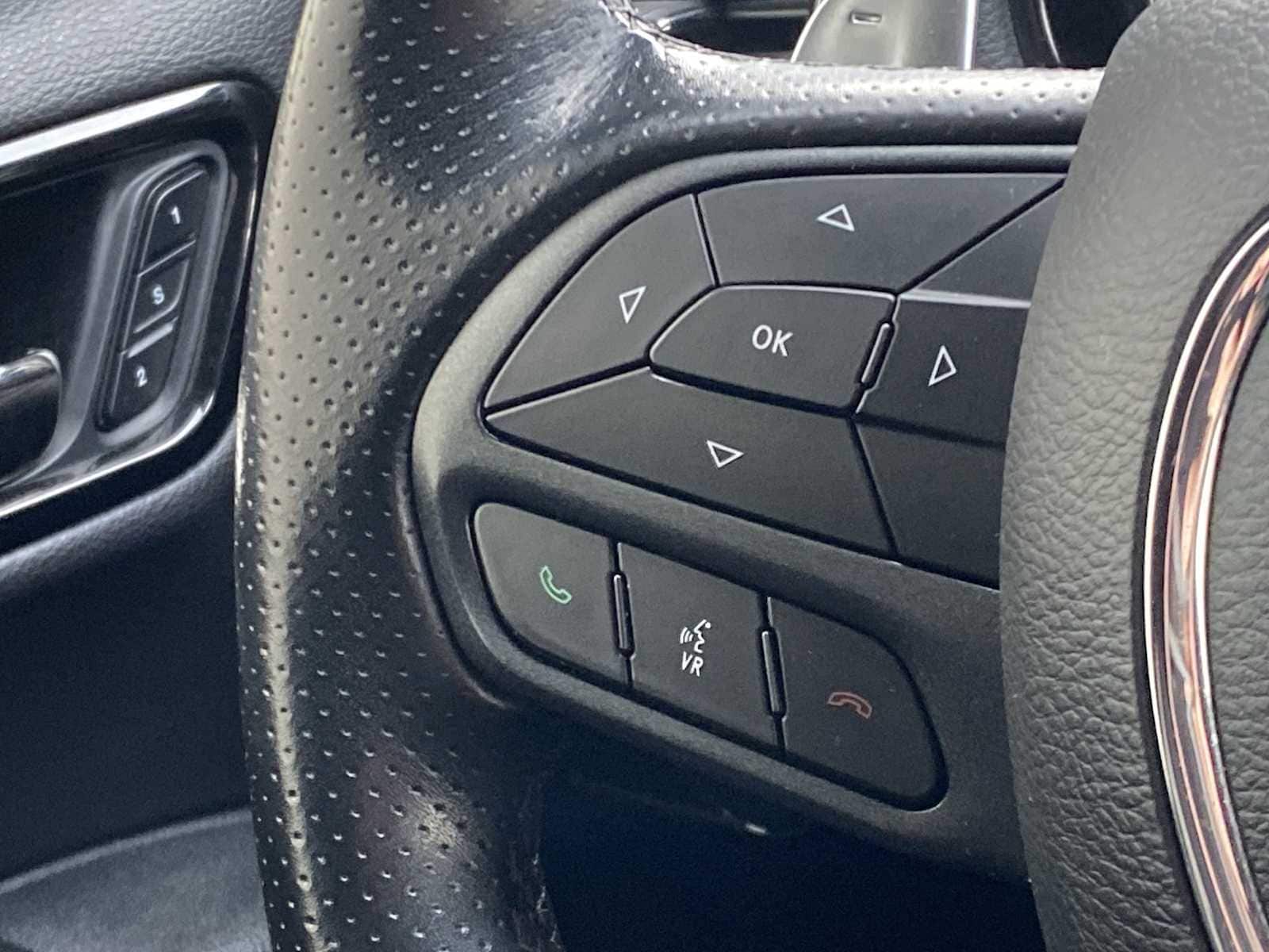 Thumbnail: 2022 Dodge Durango - 31