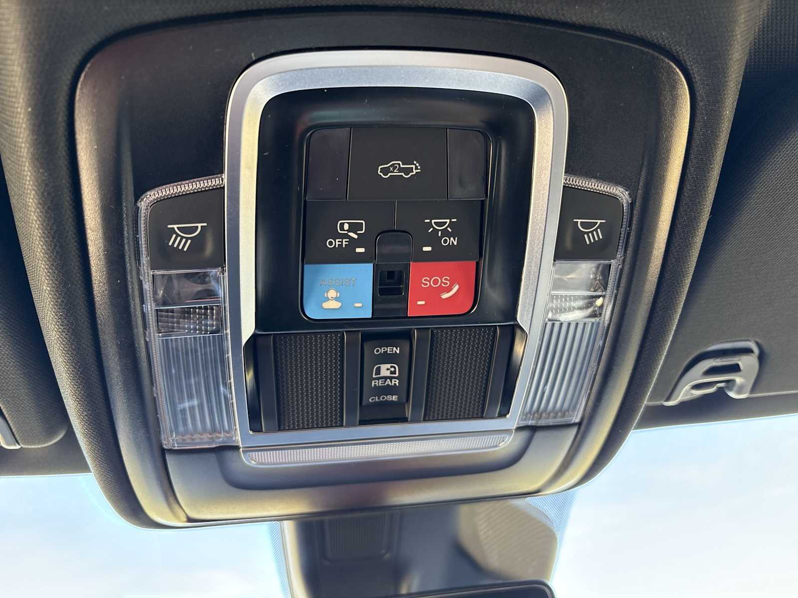 Thumbnail: 2026 RAM 1500 - 26