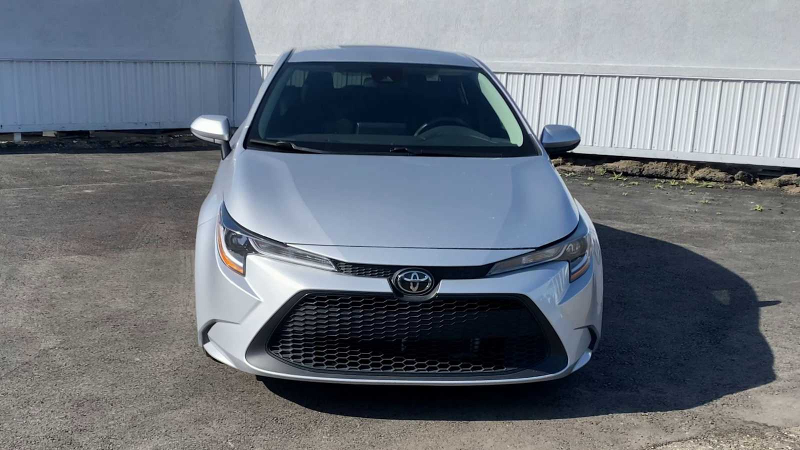 Thumbnail: 2022 Toyota Corolla - 3