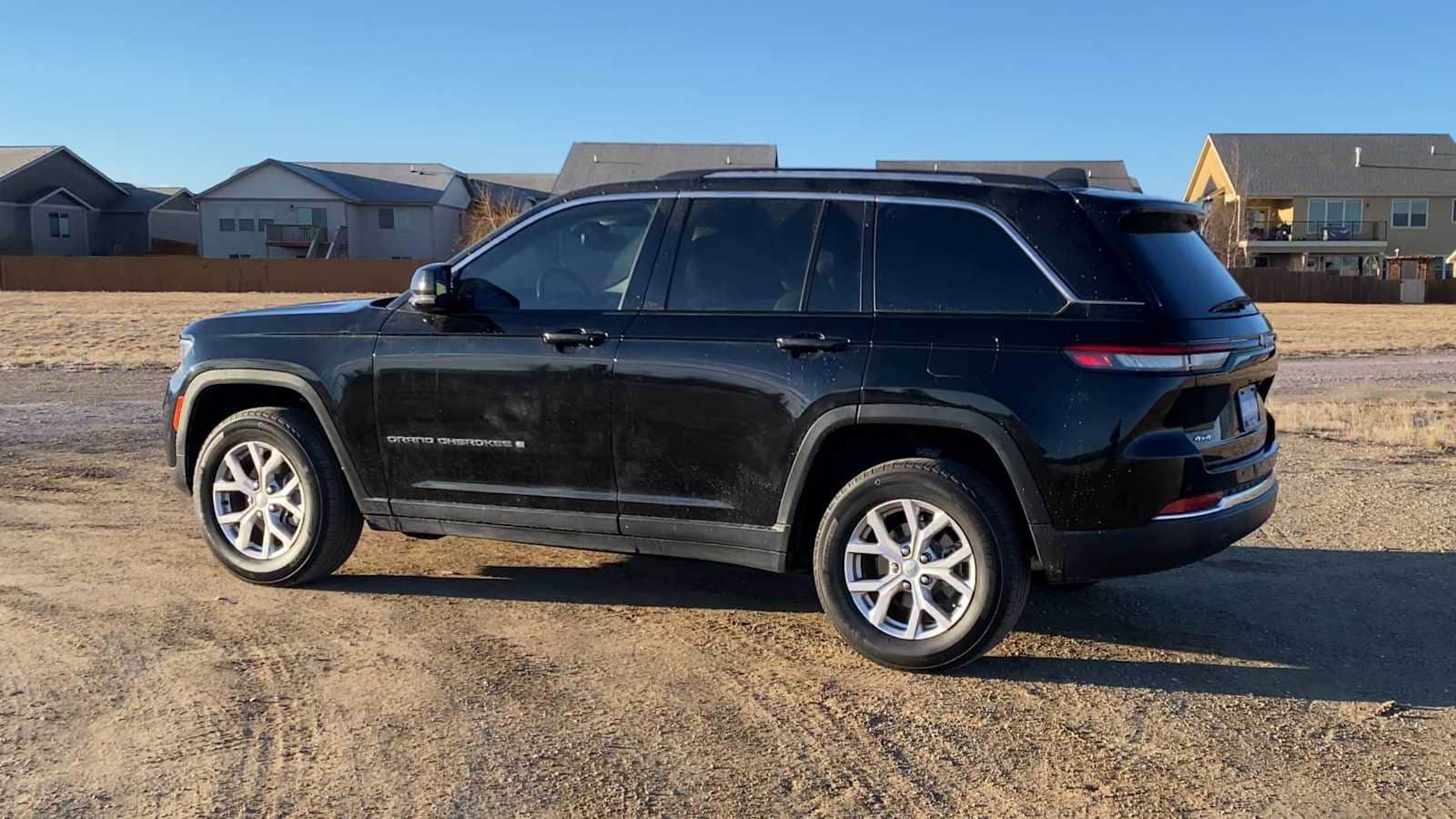 Thumbnail: 2022 Jeep Grand Cherokee - 6