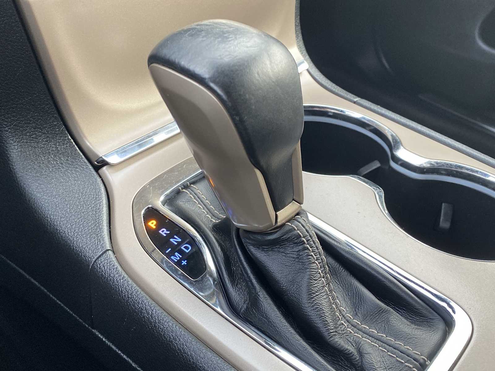 Thumbnail: 2017 Jeep Grand Cherokee - 18