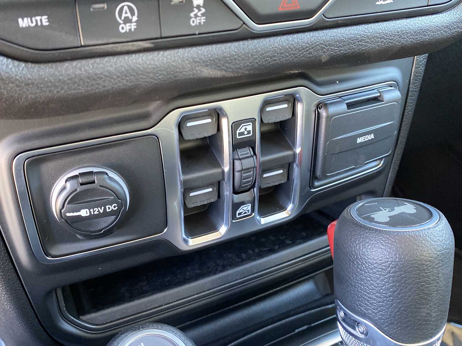 Thumbnail: 2026 Jeep Wrangler - 20