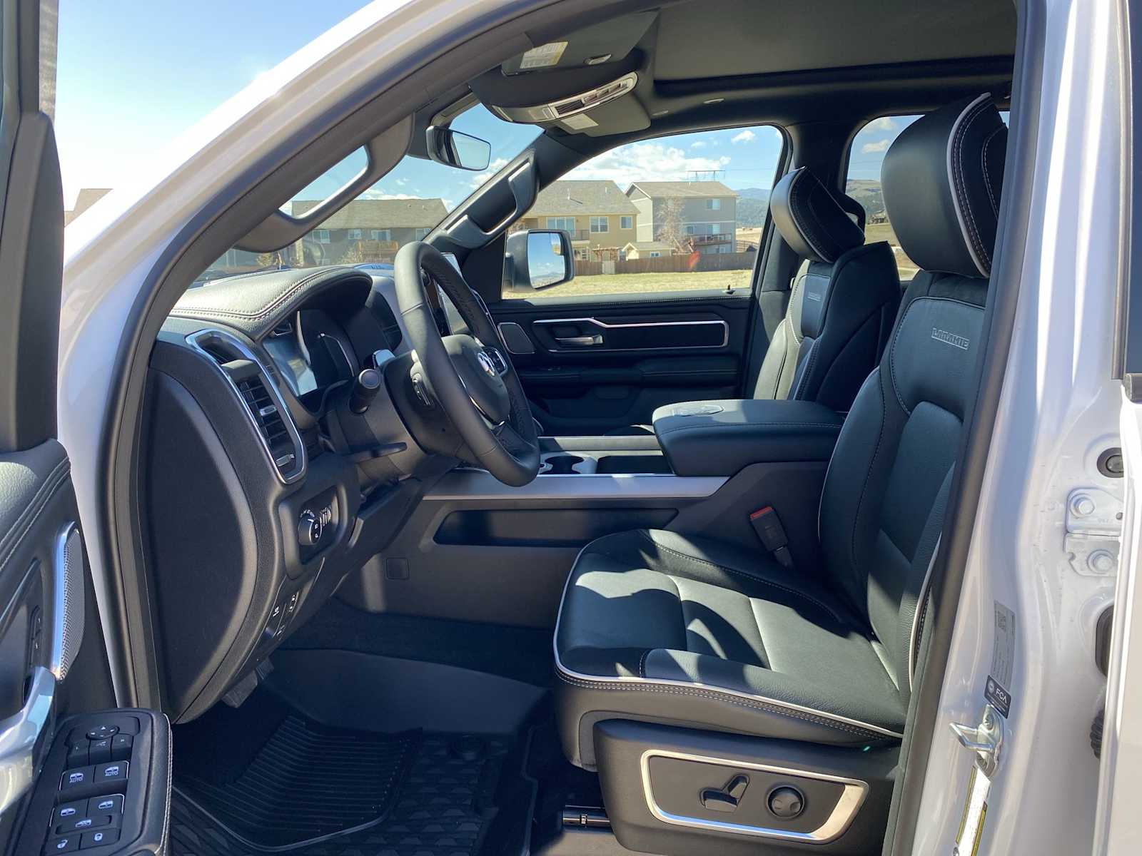 Thumbnail: 2026 RAM 1500 - 17
