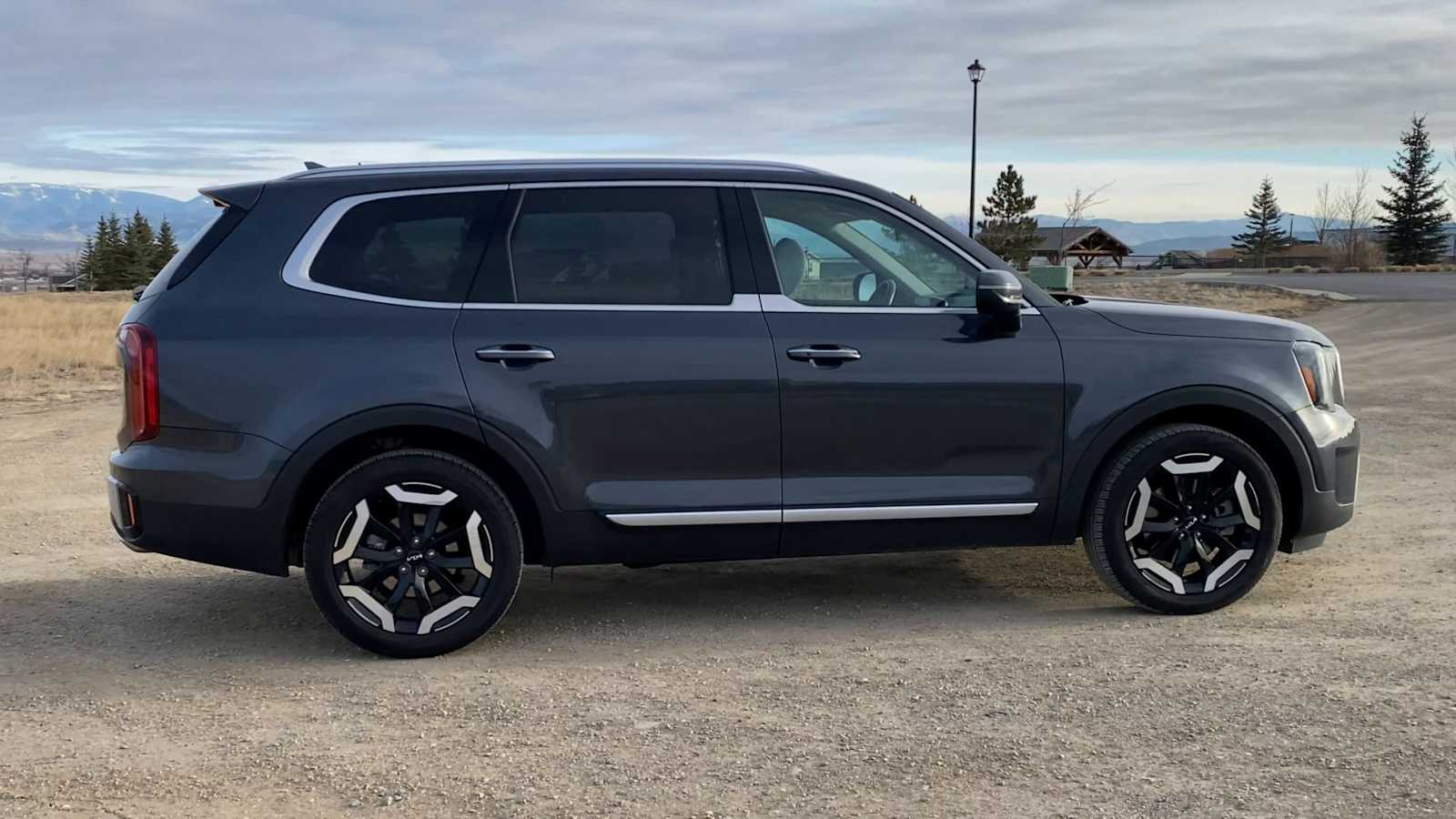 Thumbnail: 2024 Kia Telluride - 9