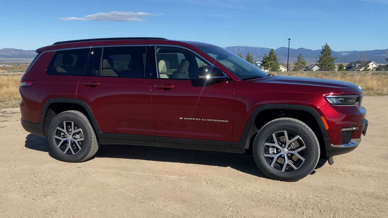 Thumbnail: 2025 Jeep Grand Cherokee - 2