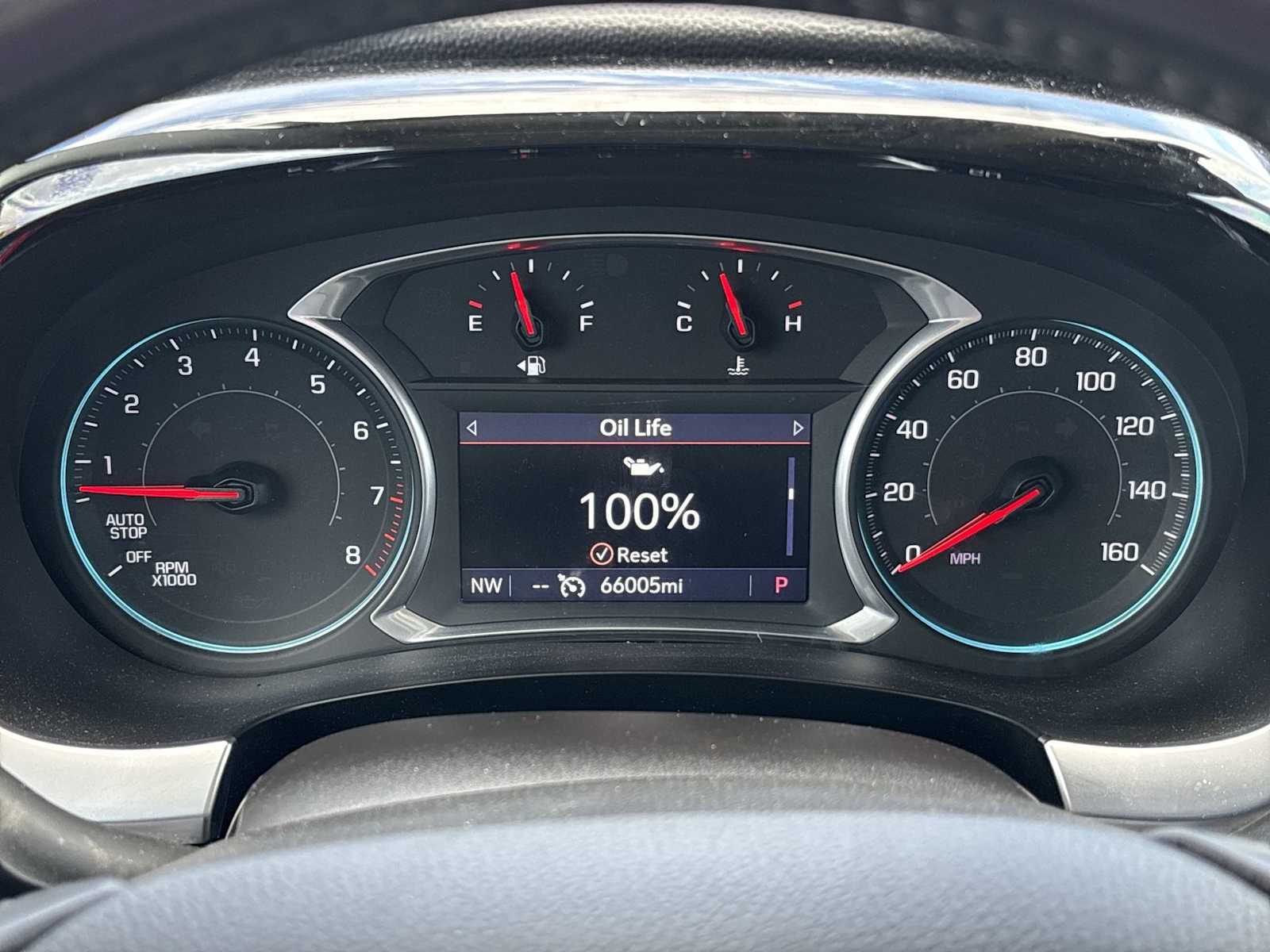 Thumbnail: 2021 Chevrolet Traverse - 28