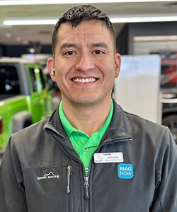 Staff member Al Castro from f4c017bd2442