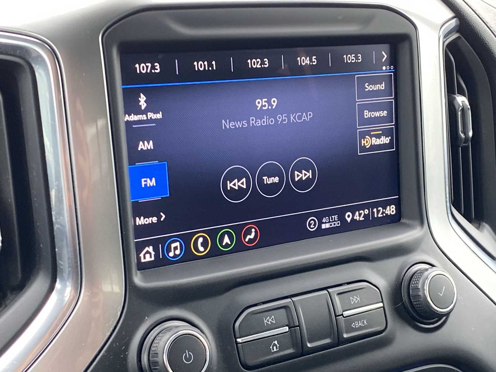 Thumbnail: 2020 Chevrolet Silverado 1500 - 31