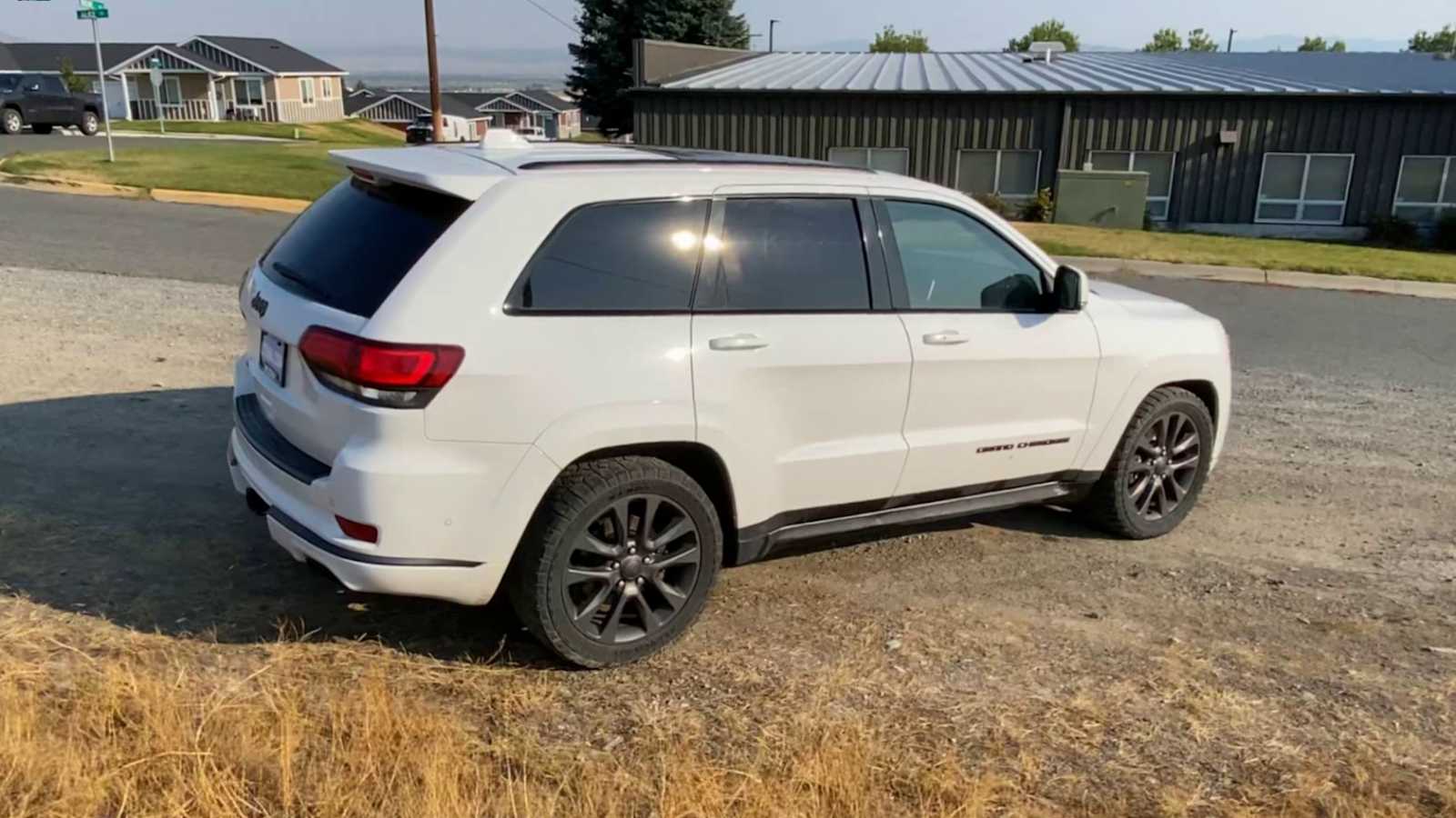 2018 Jeep Grand Cherokee Overland 8