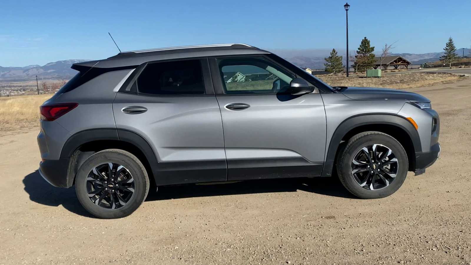 Thumbnail: 2023 Chevrolet TrailBlazer - 9