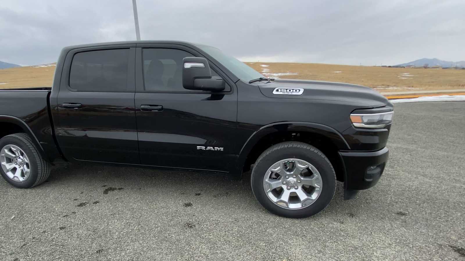 Thumbnail: 2025 RAM 1500 - 2