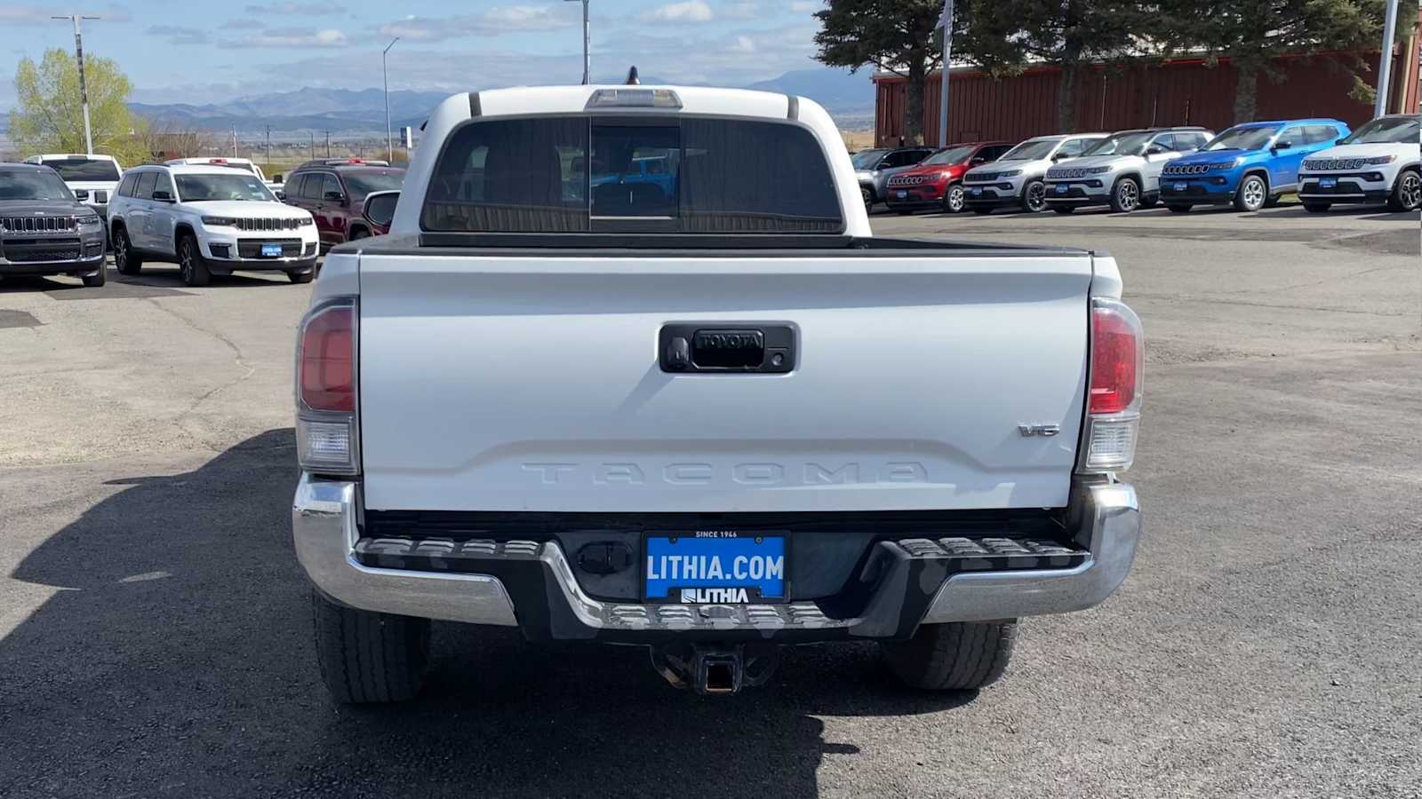 Thumbnail: 2023 Toyota Tacoma - 7