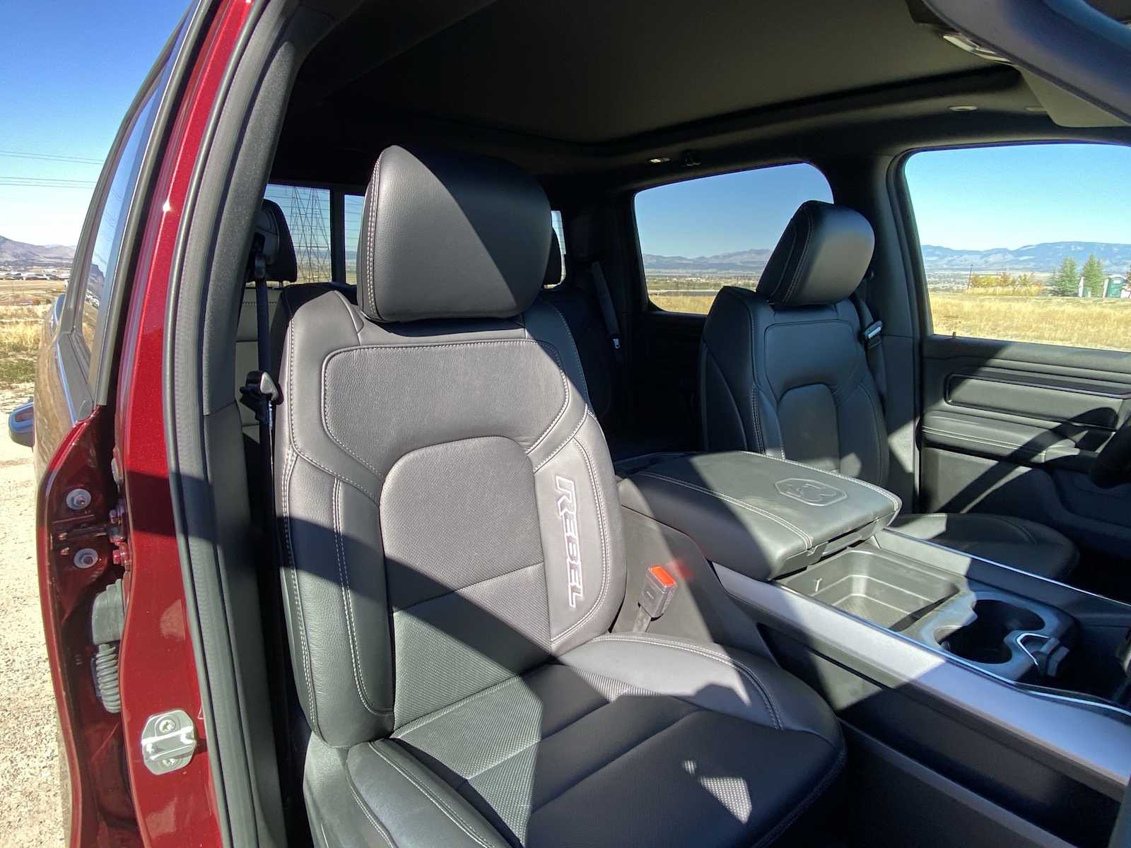 Thumbnail: 2026 RAM 1500 - 18