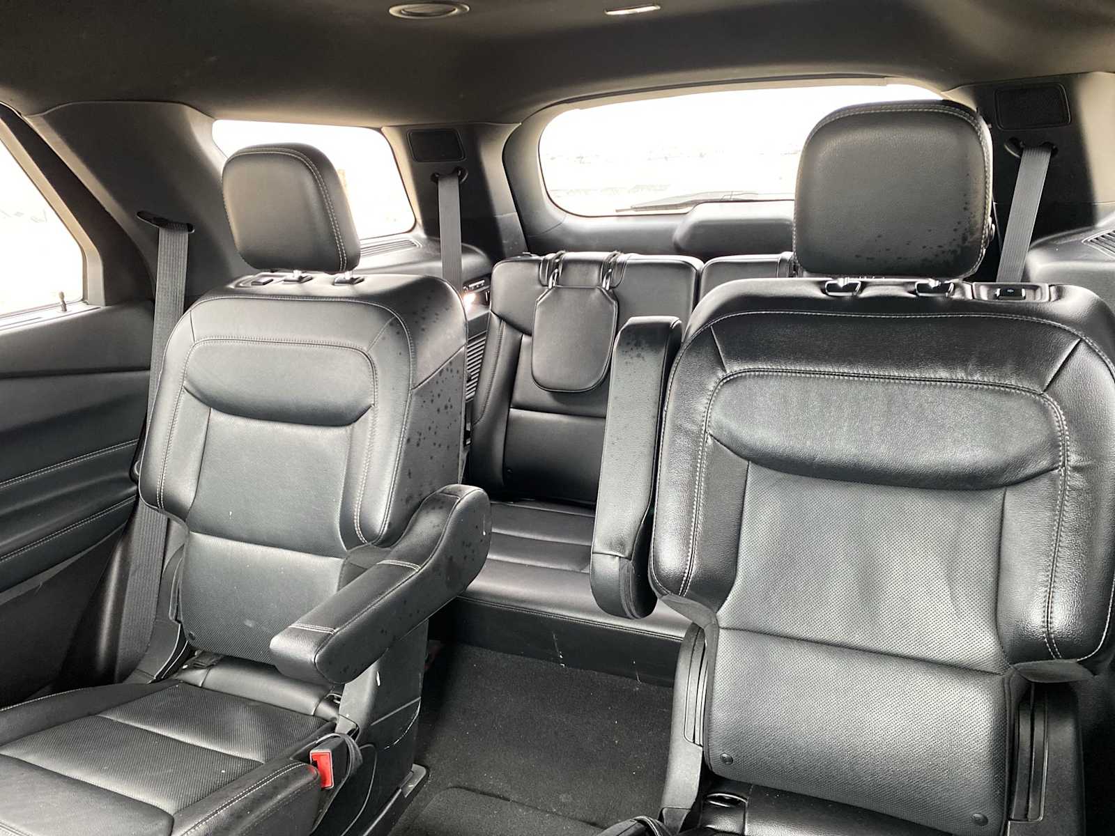 Thumbnail: 2020 Ford Explorer - 24