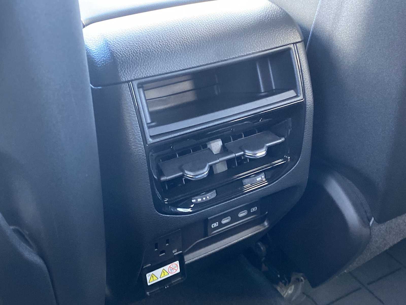 Thumbnail: 2026 Jeep Grand Cherokee - 35