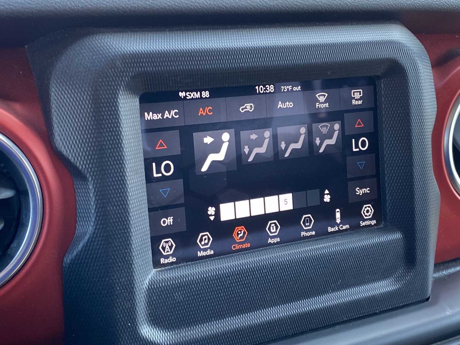 Thumbnail: 2020 Jeep Wrangler - 28
