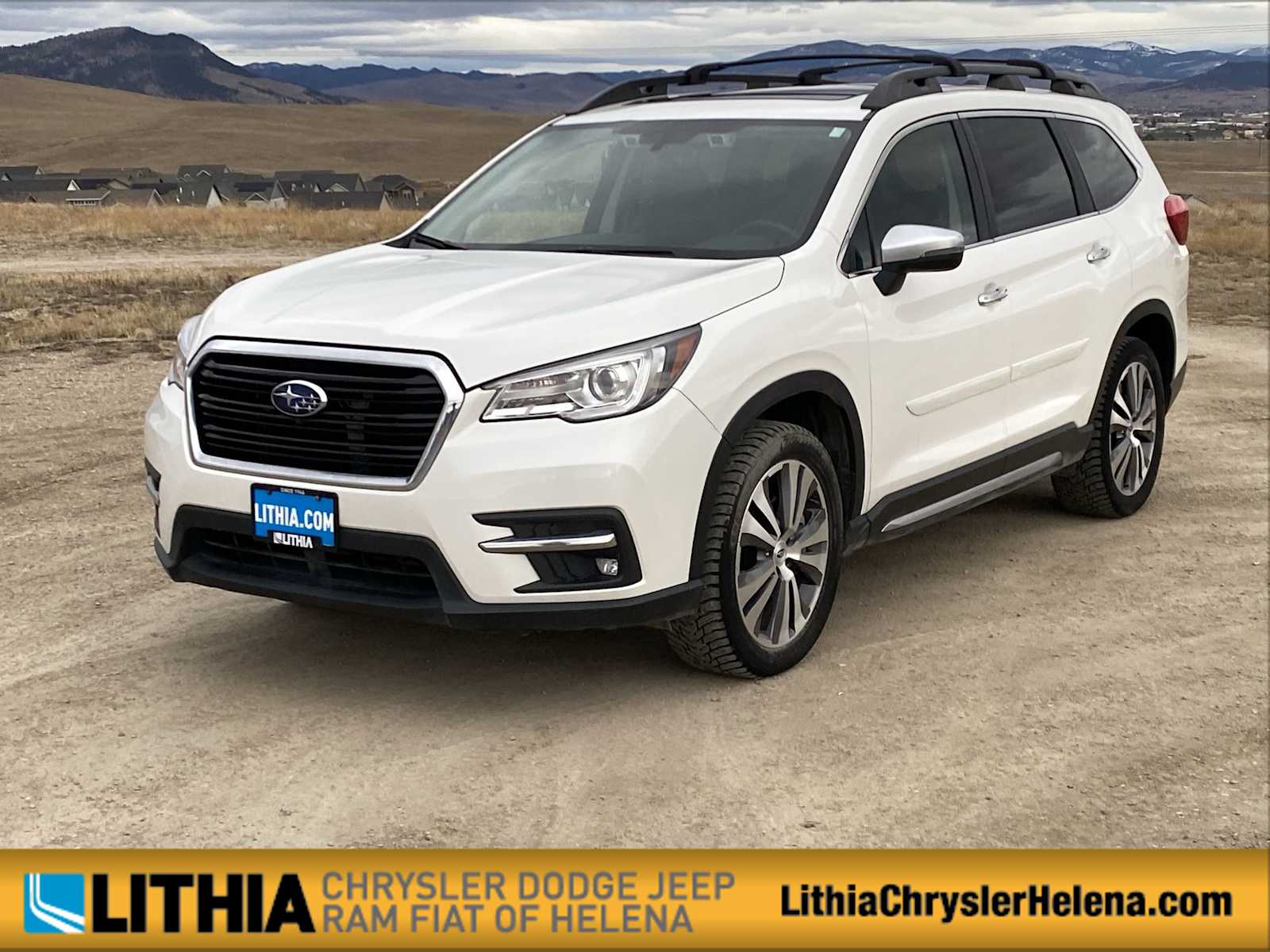 2022 Subaru Ascent Touring's photo