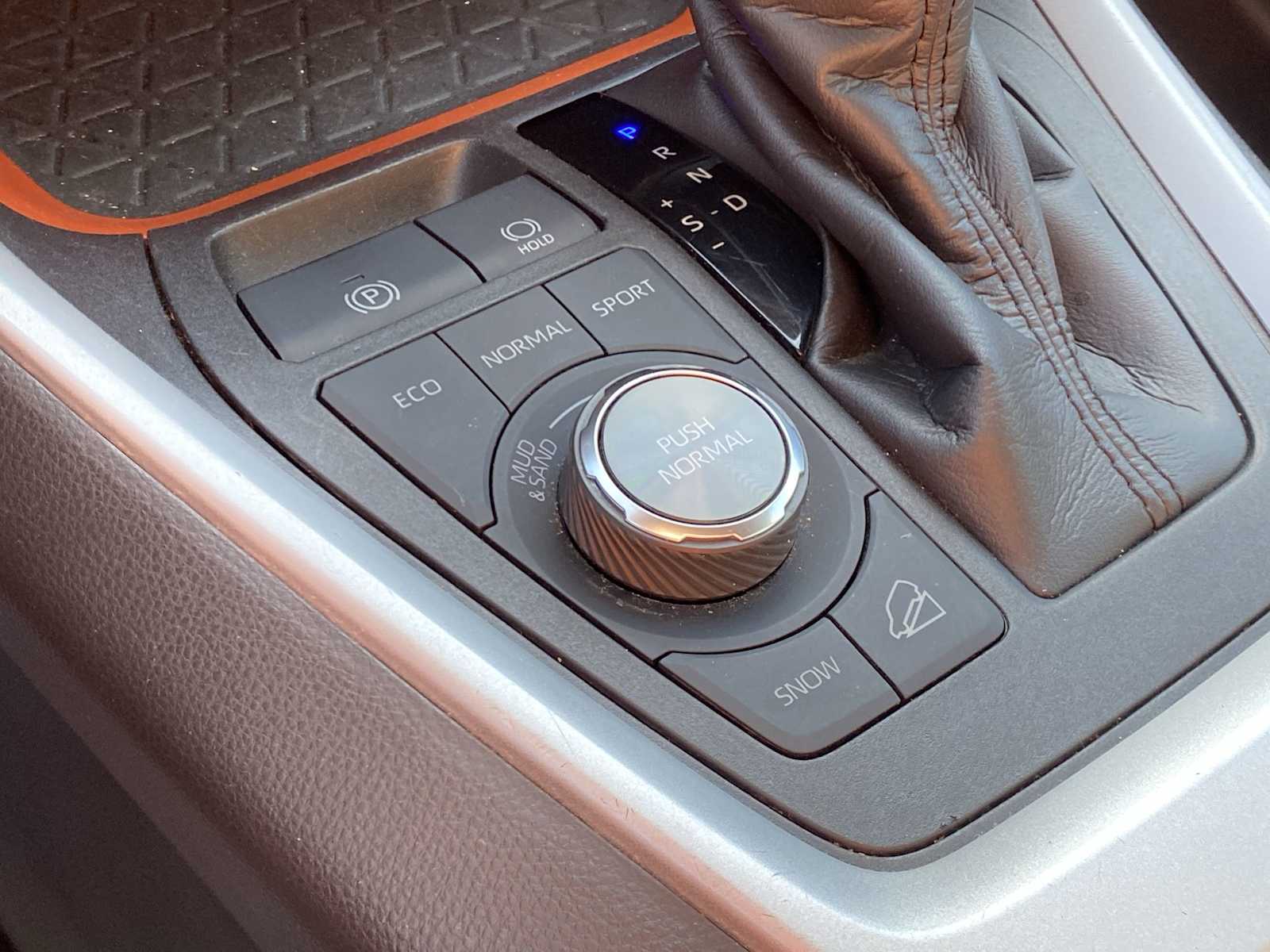 Thumbnail: 2023 Toyota RAV4 - 26