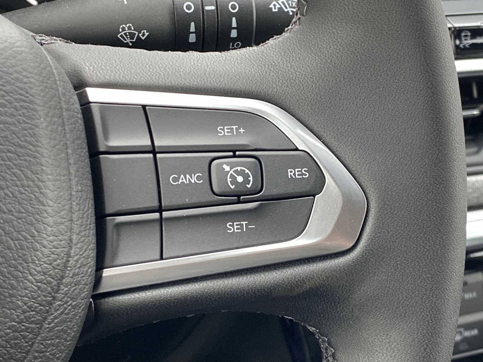Thumbnail: 2025 Jeep Compass - 22
